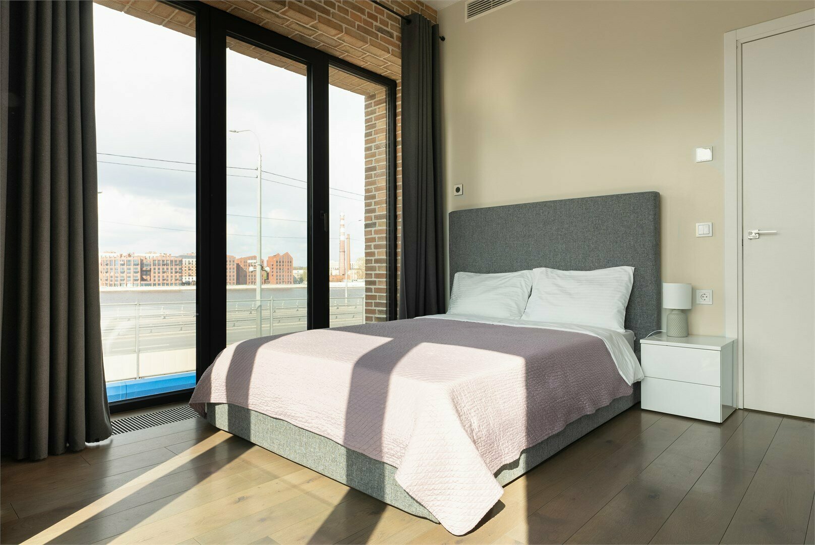 Family апартамент для 6-ти гостей с видом на реку