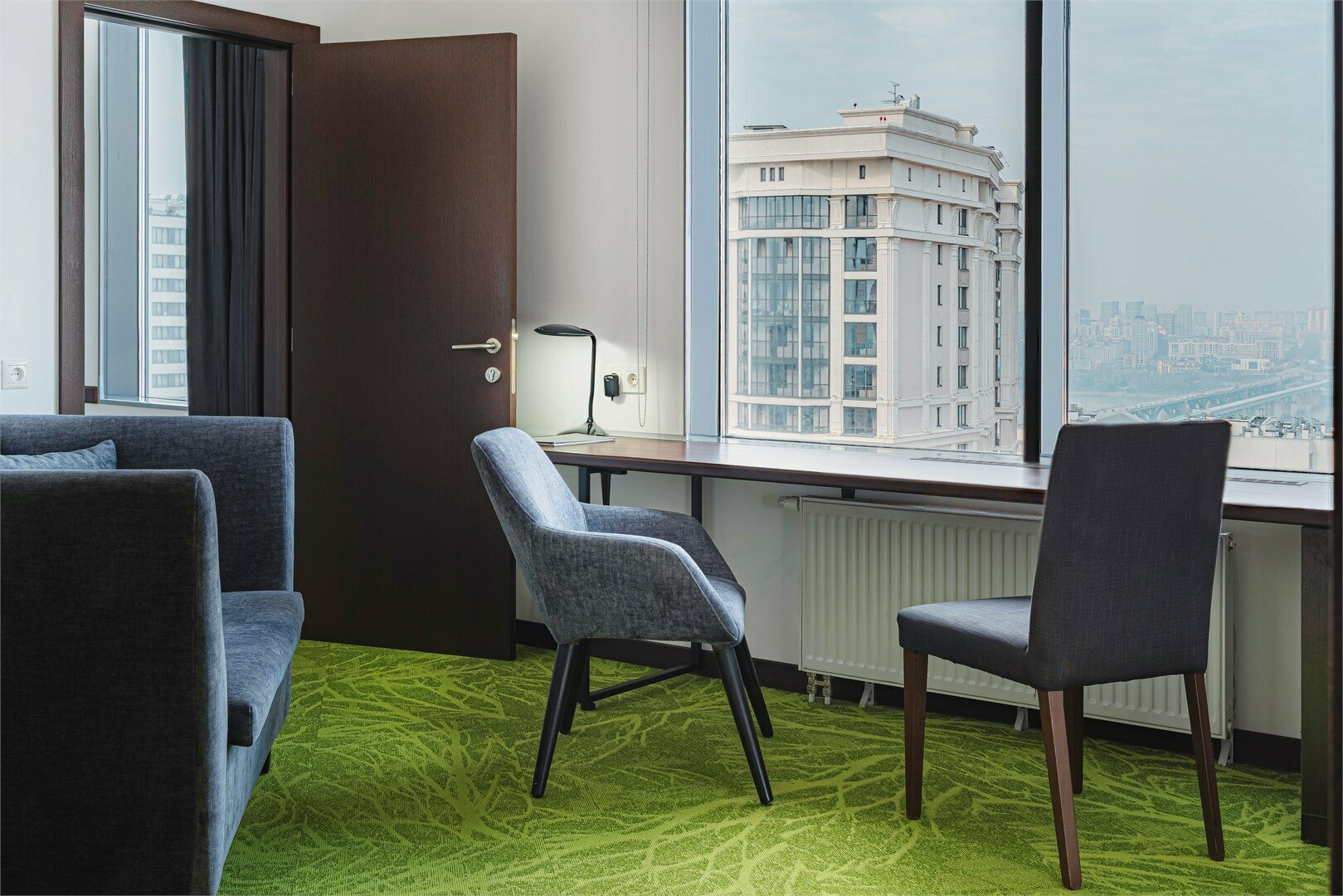 Deluxe Suite with river view