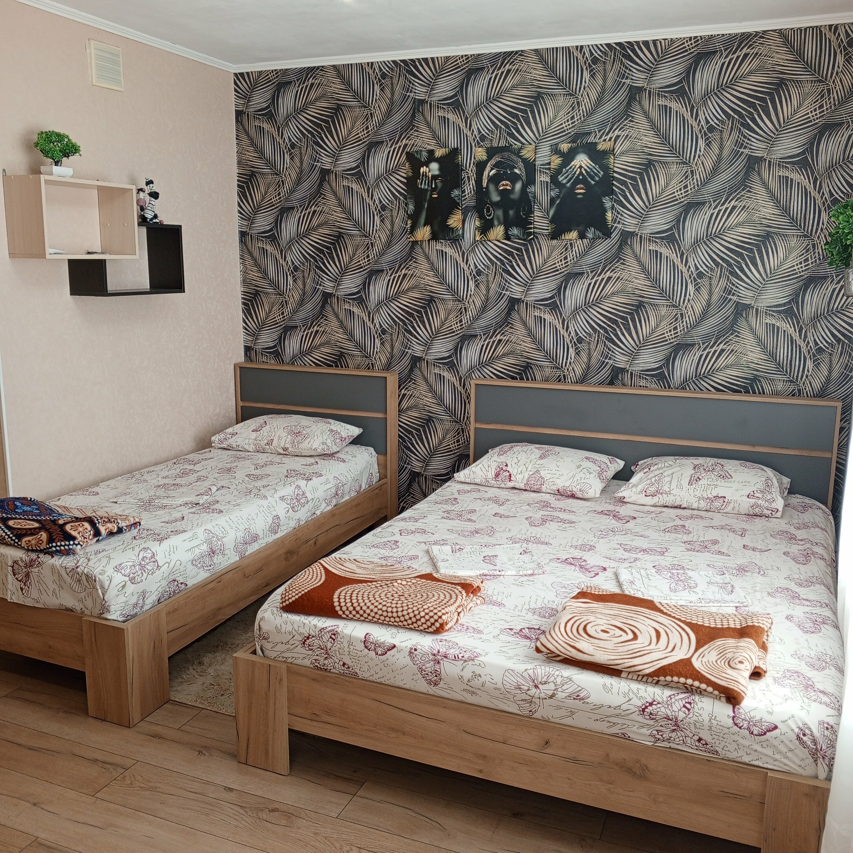 Улучшенный трехместный номер