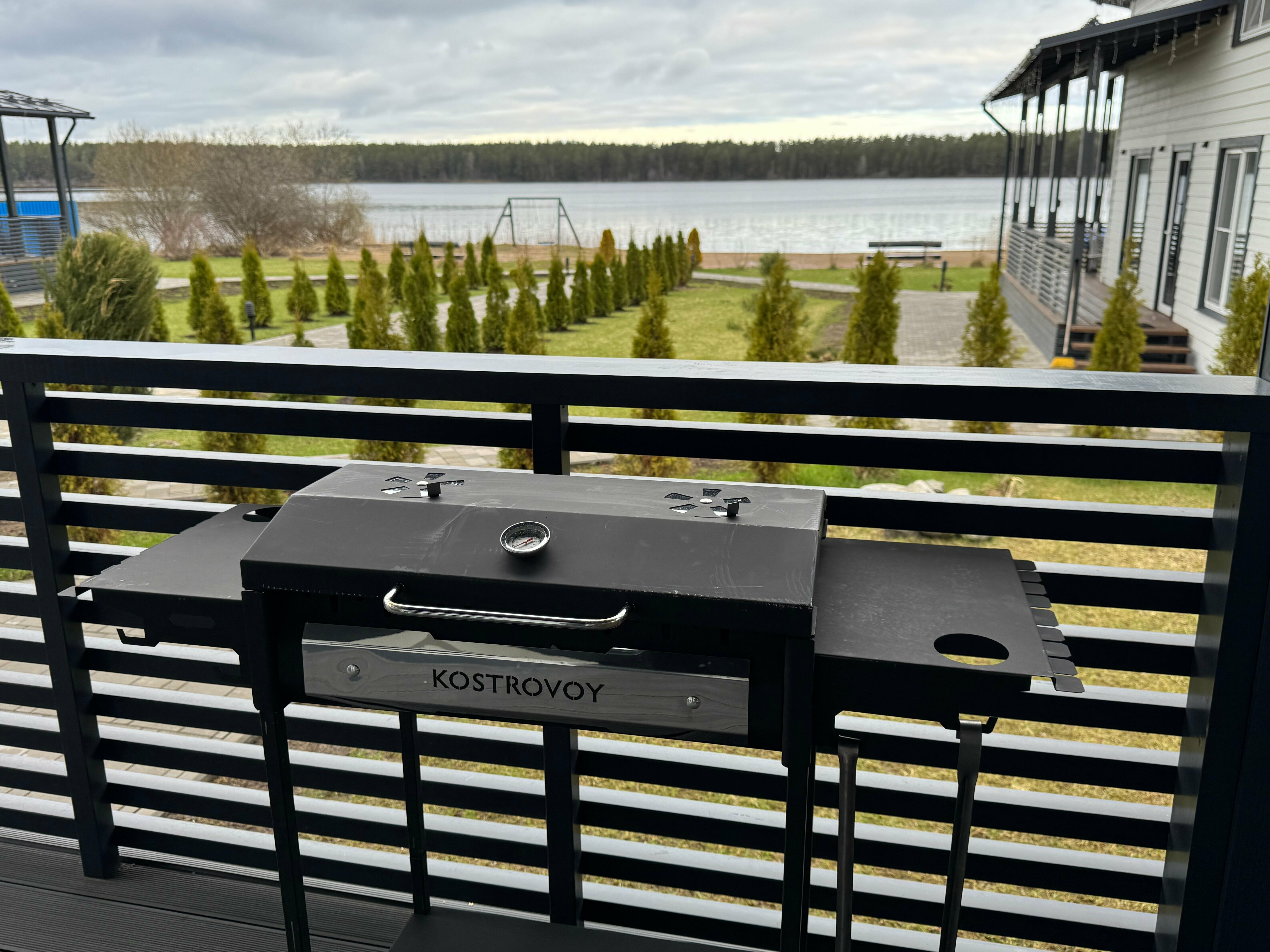 Коттедж с видом на озеро