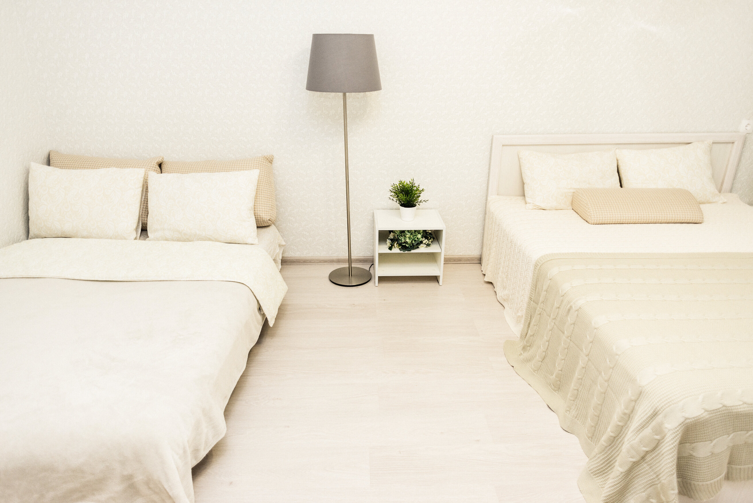 Cемейный номер с собственной ванной комнатой