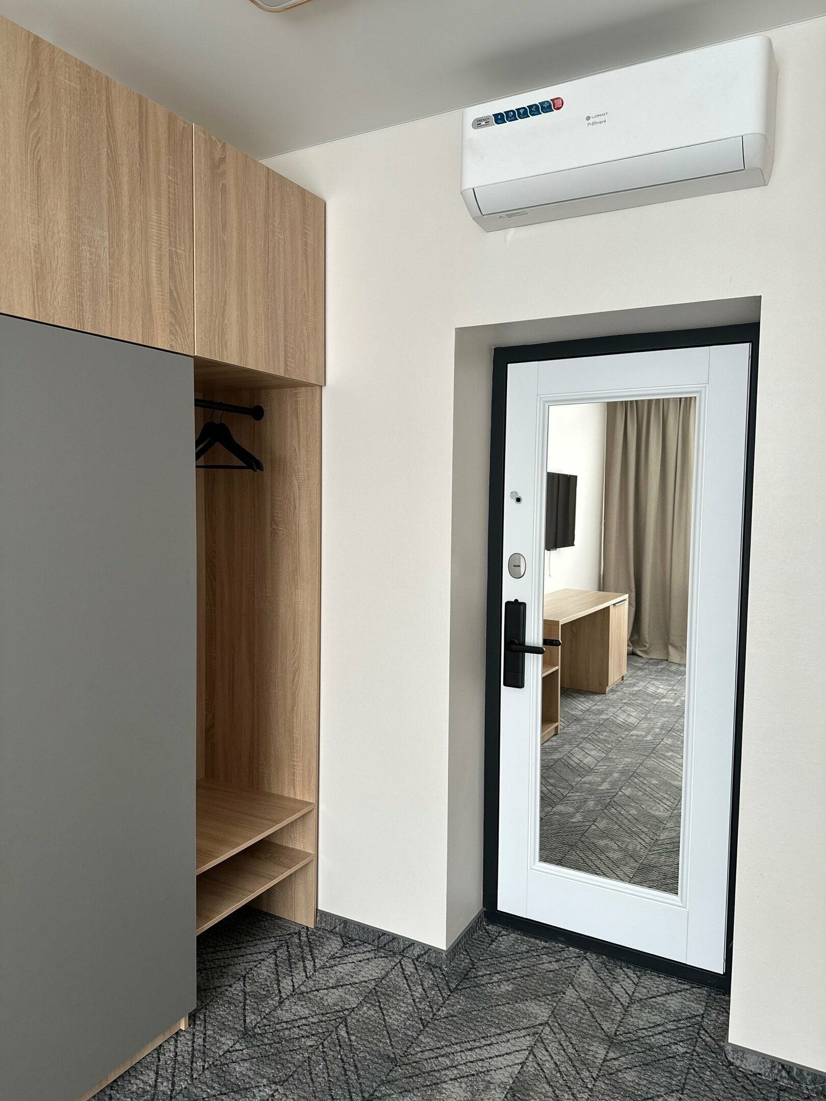 Стандарт с видом во двор №1