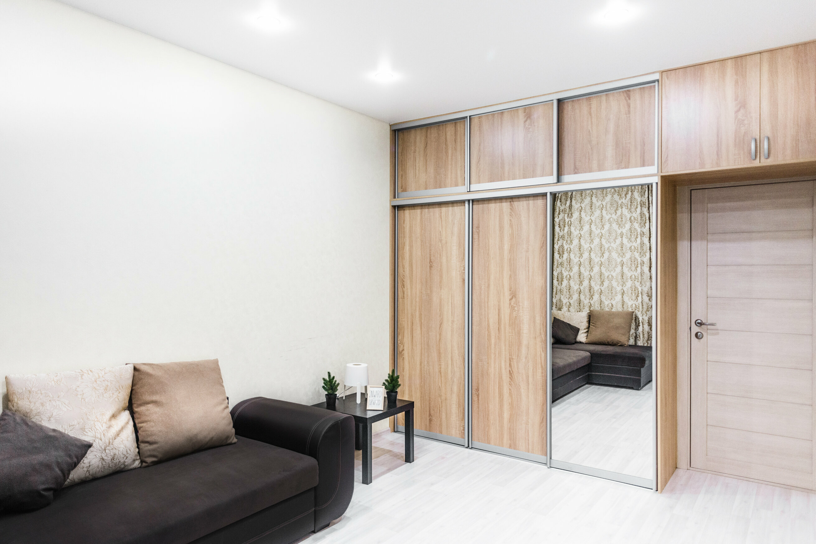 Двухкомнатный номер с балконом на 13 этаже