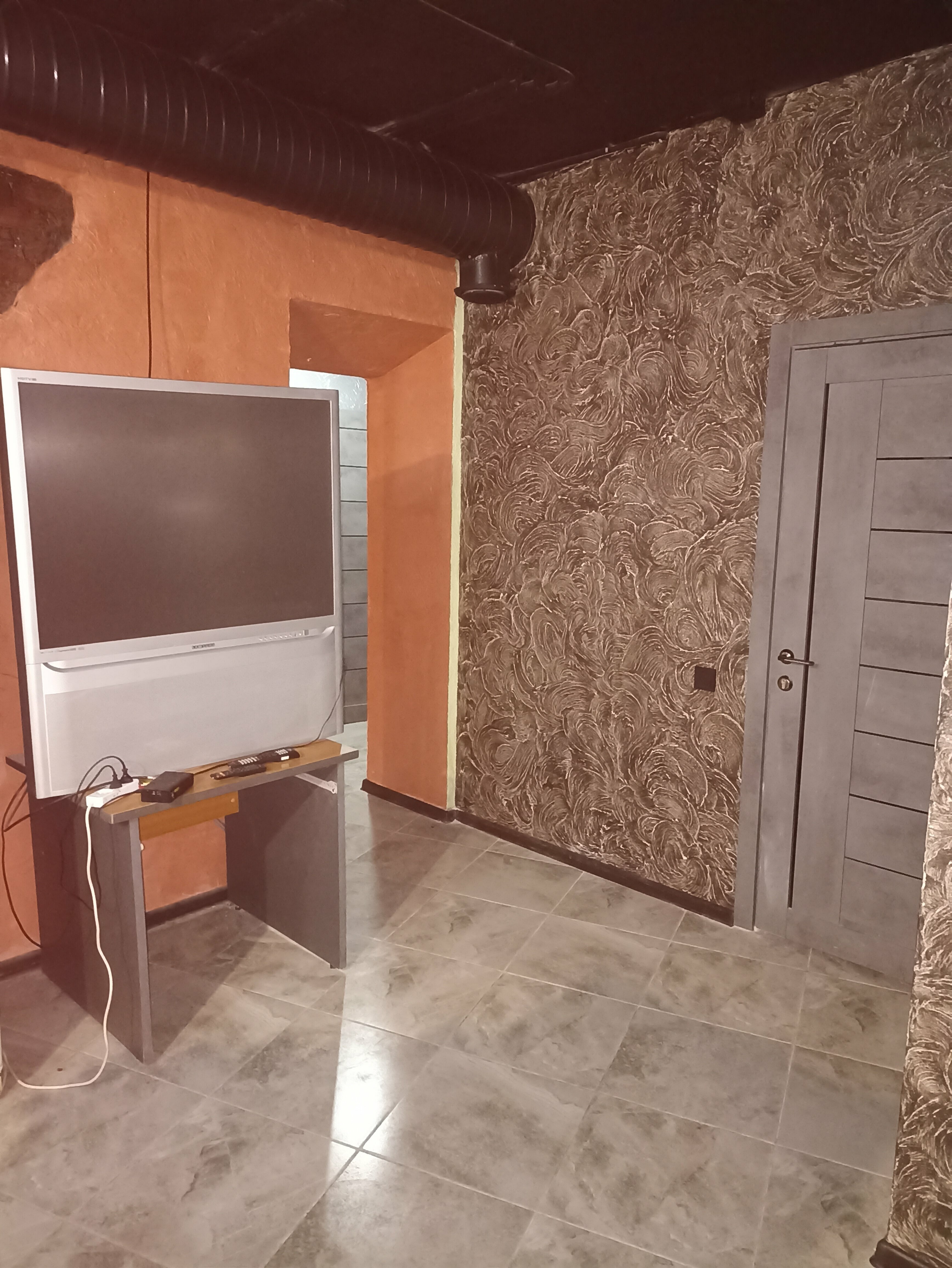 Кровать в общем 8-местном номере