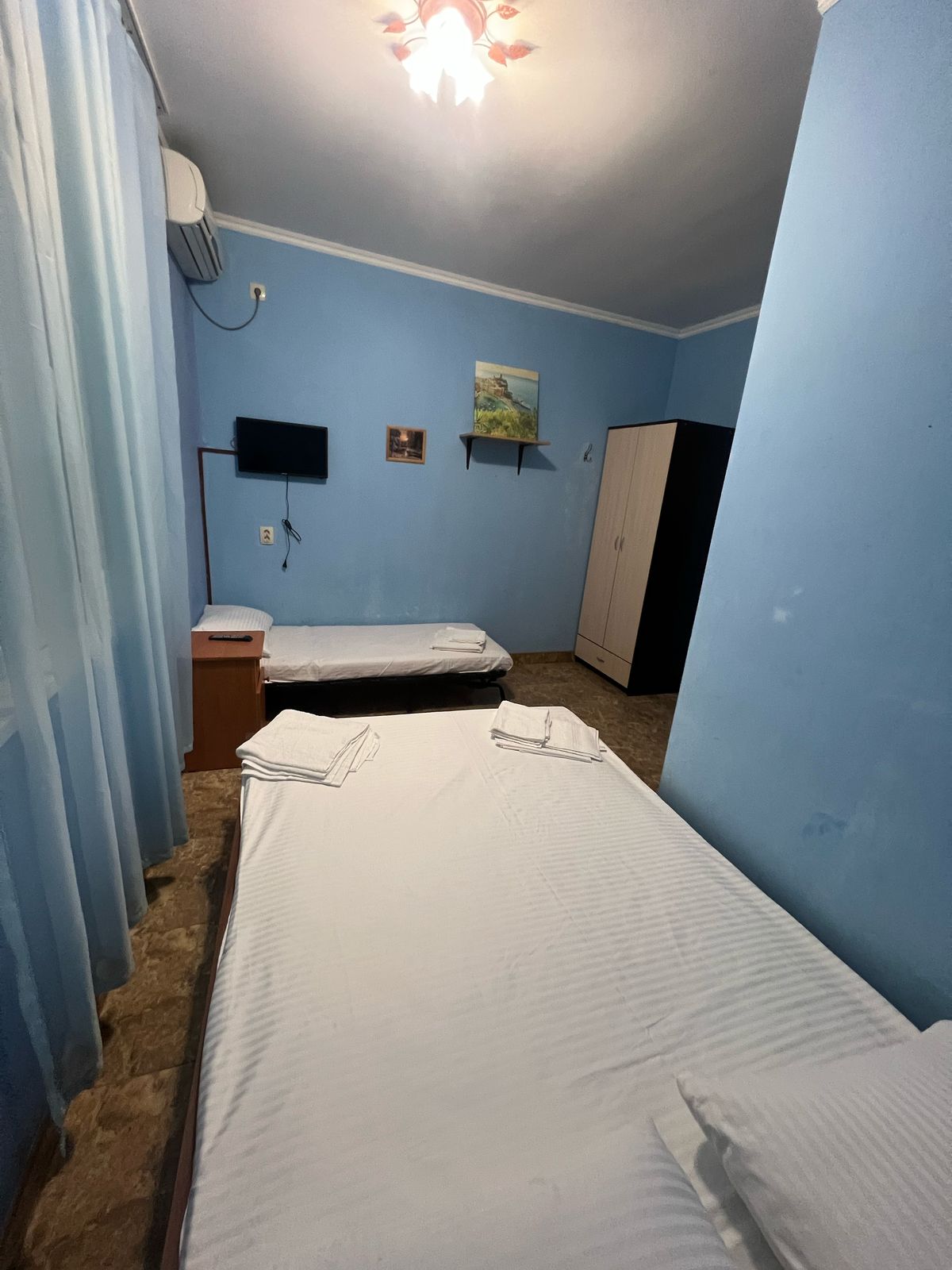 Стандартный трехместный номер