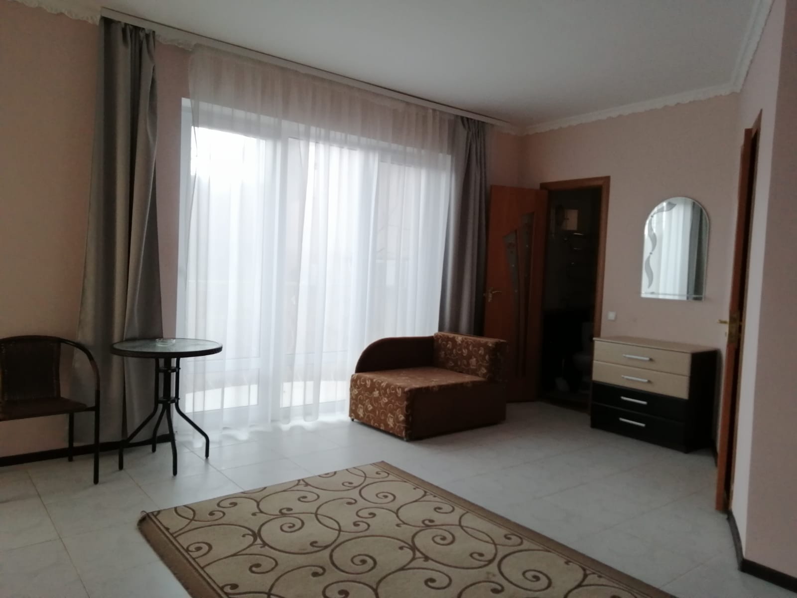 Номер-студия с балконом