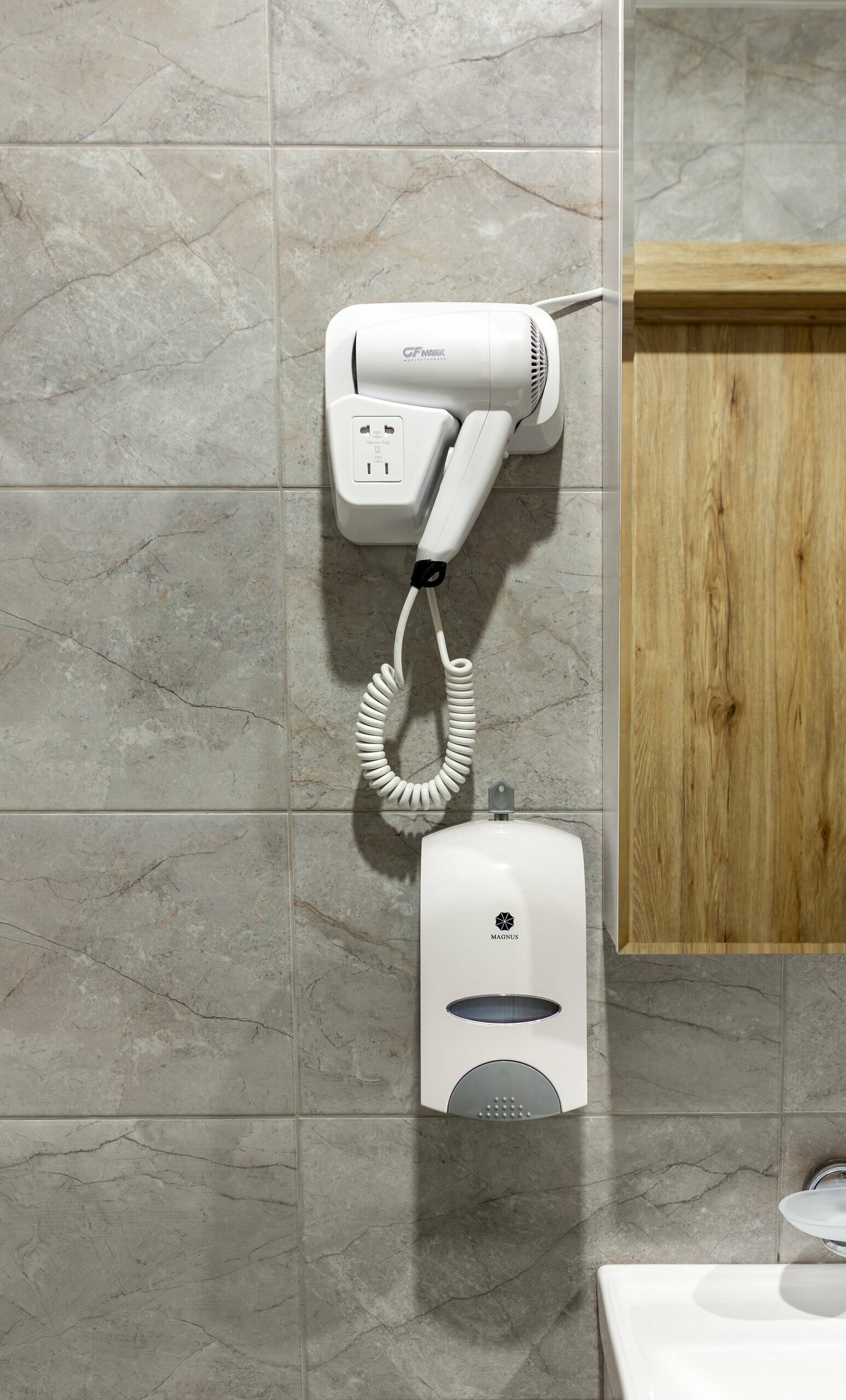 Четырехместный семейный номер Deluxe с кроватью размера "King Size"