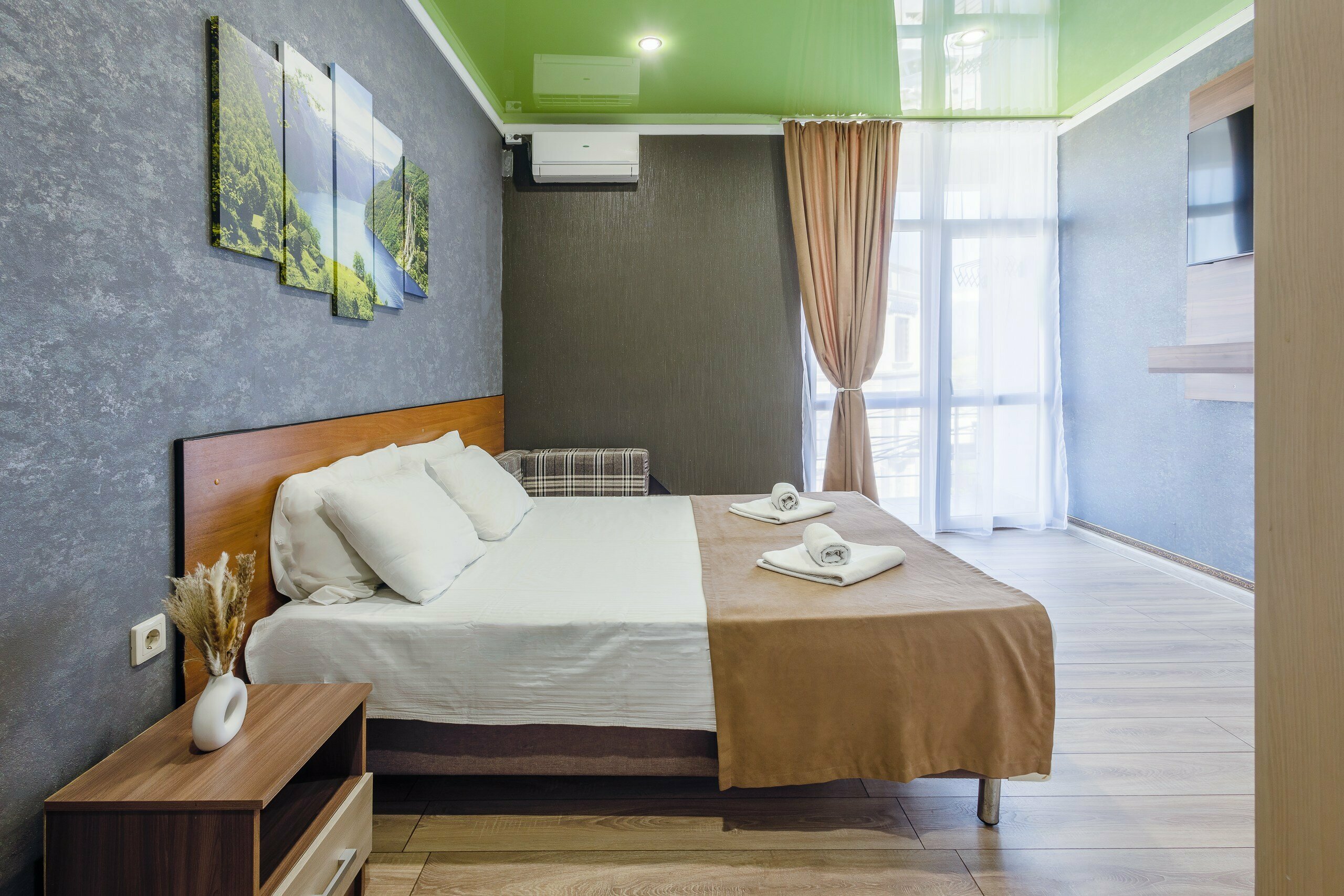 Улучшенный двухместный номер с 1 кроватью или 2 отдельными кроватями, вид на горы