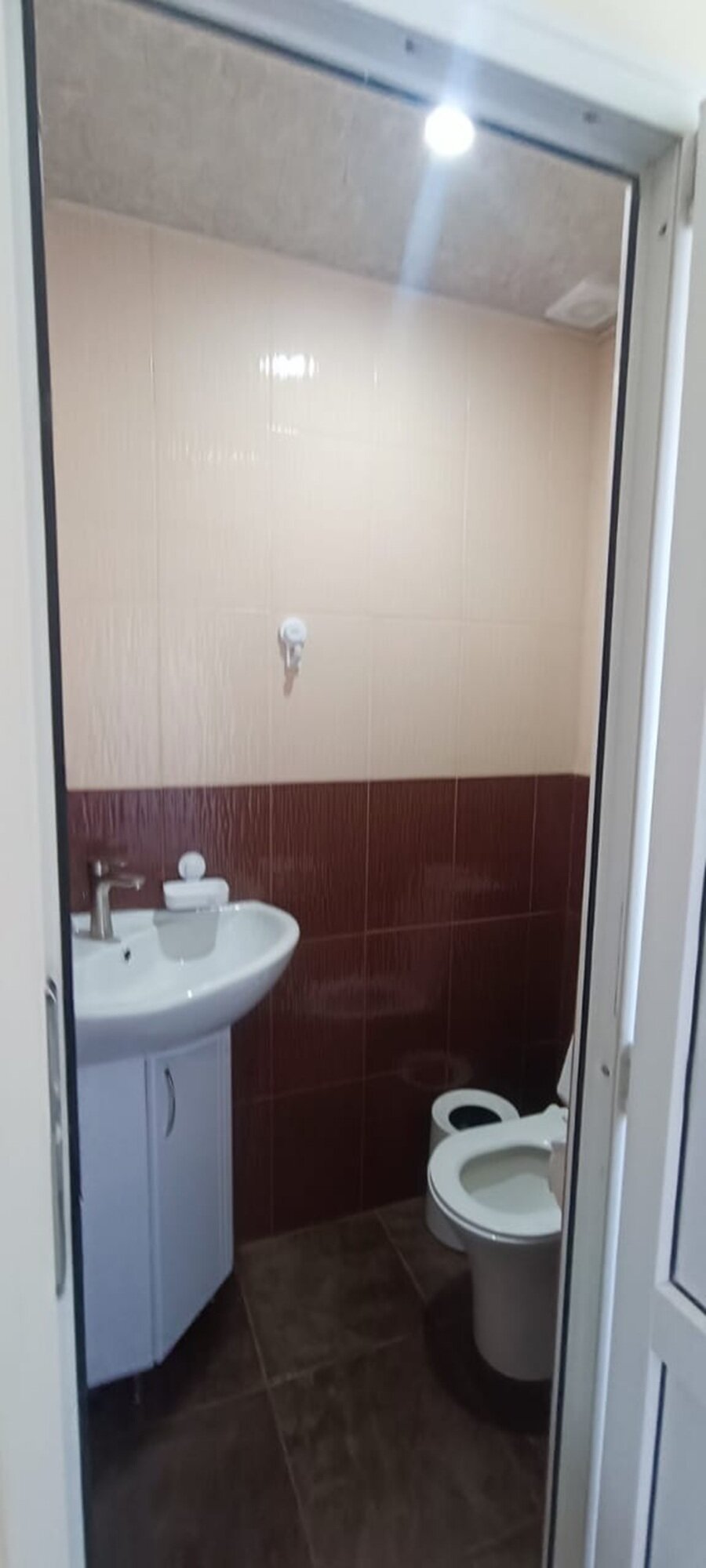 Четырехместный номер с ванной комнатой