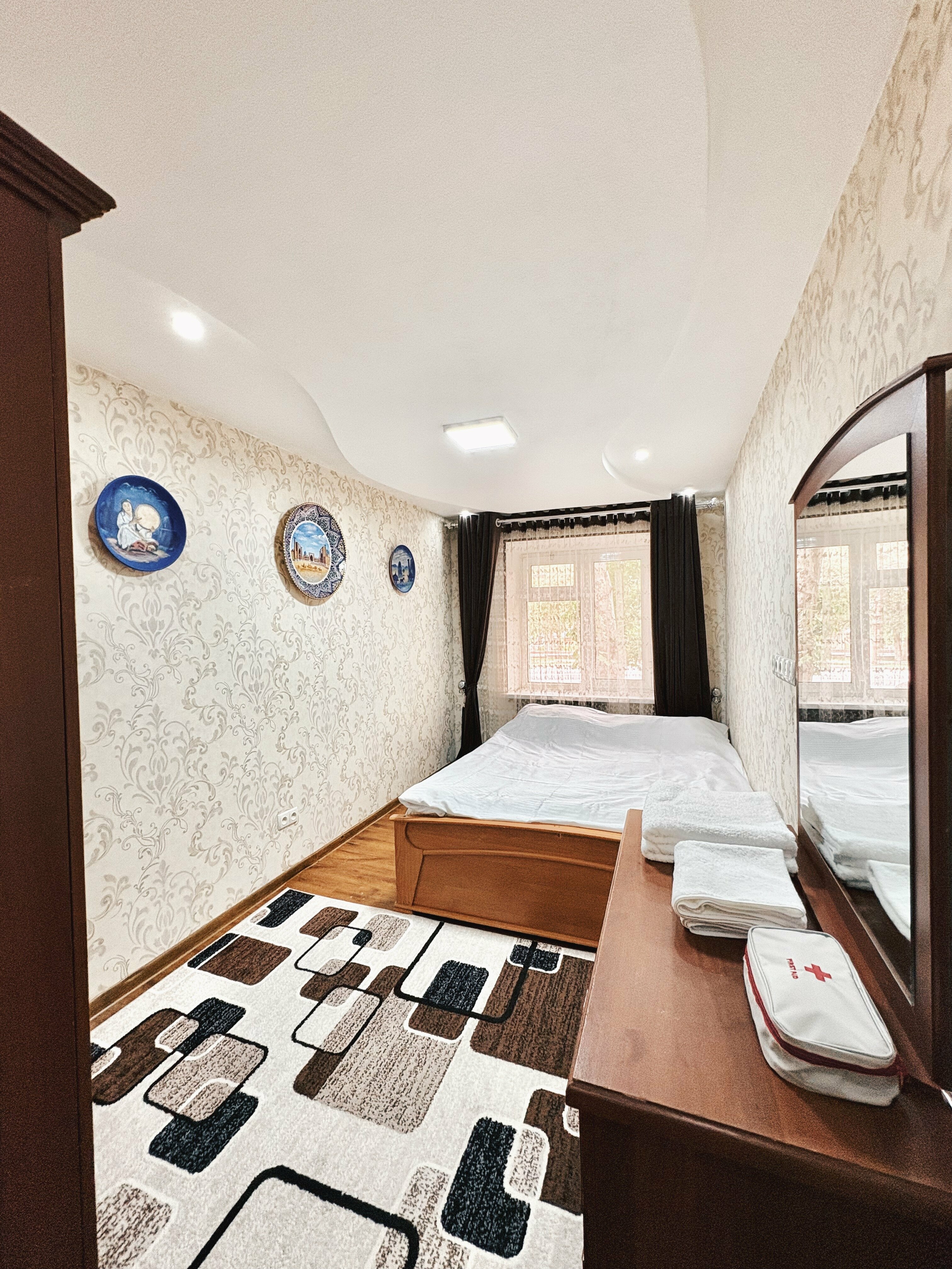 Cемейный номер с собственной ванной комнатой