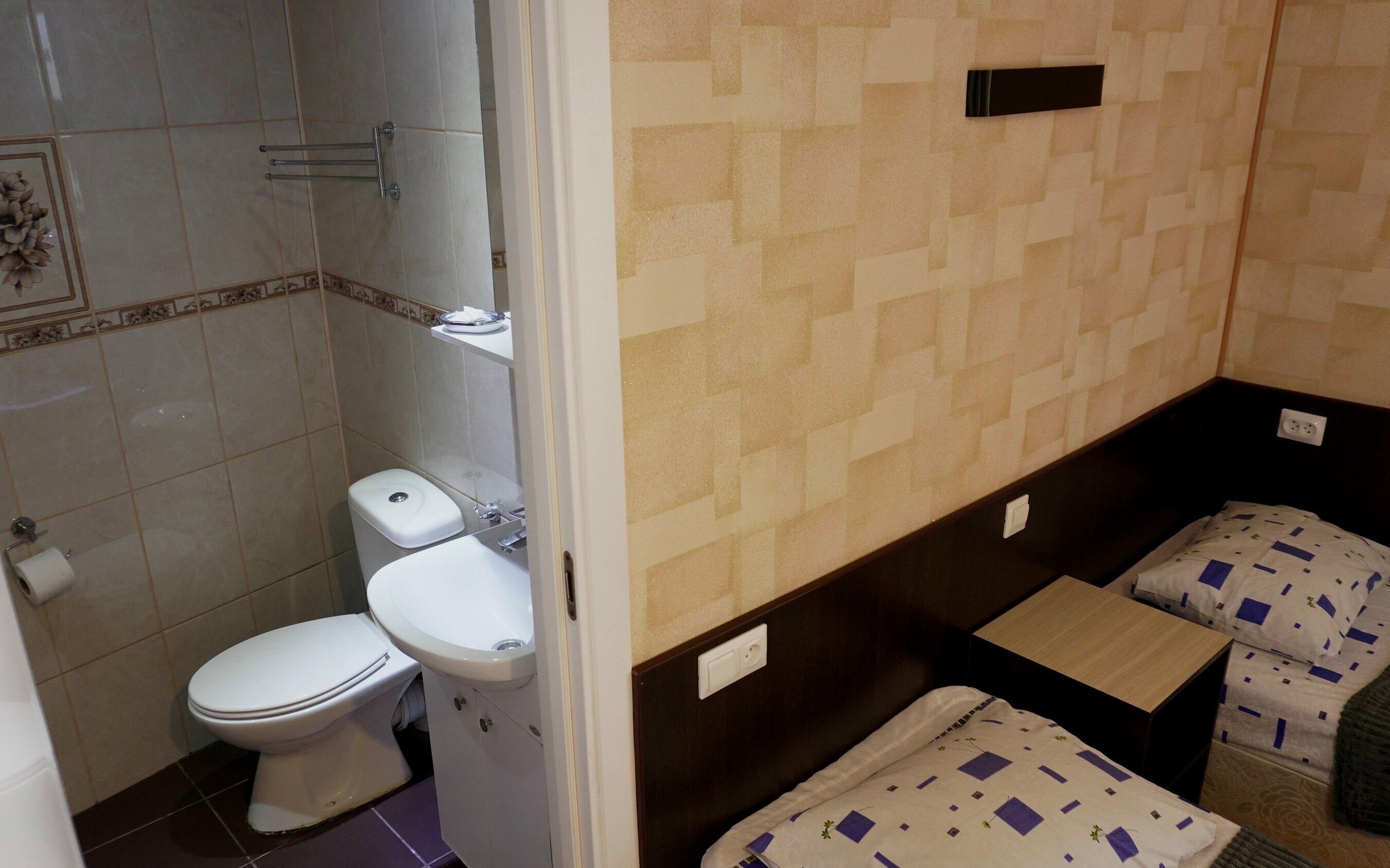 Улучшенный трехместный номер