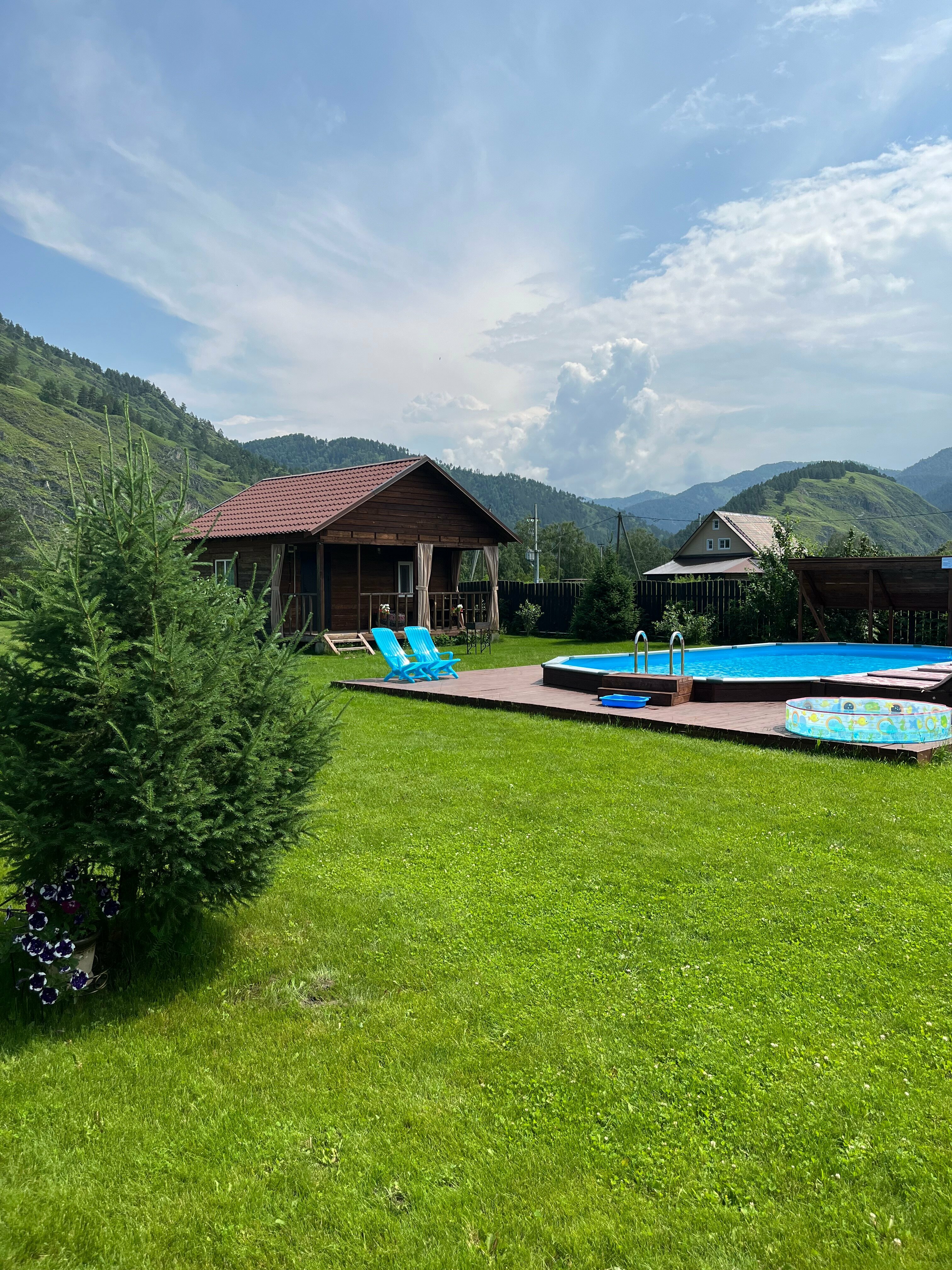 Коттедж с видом на горы