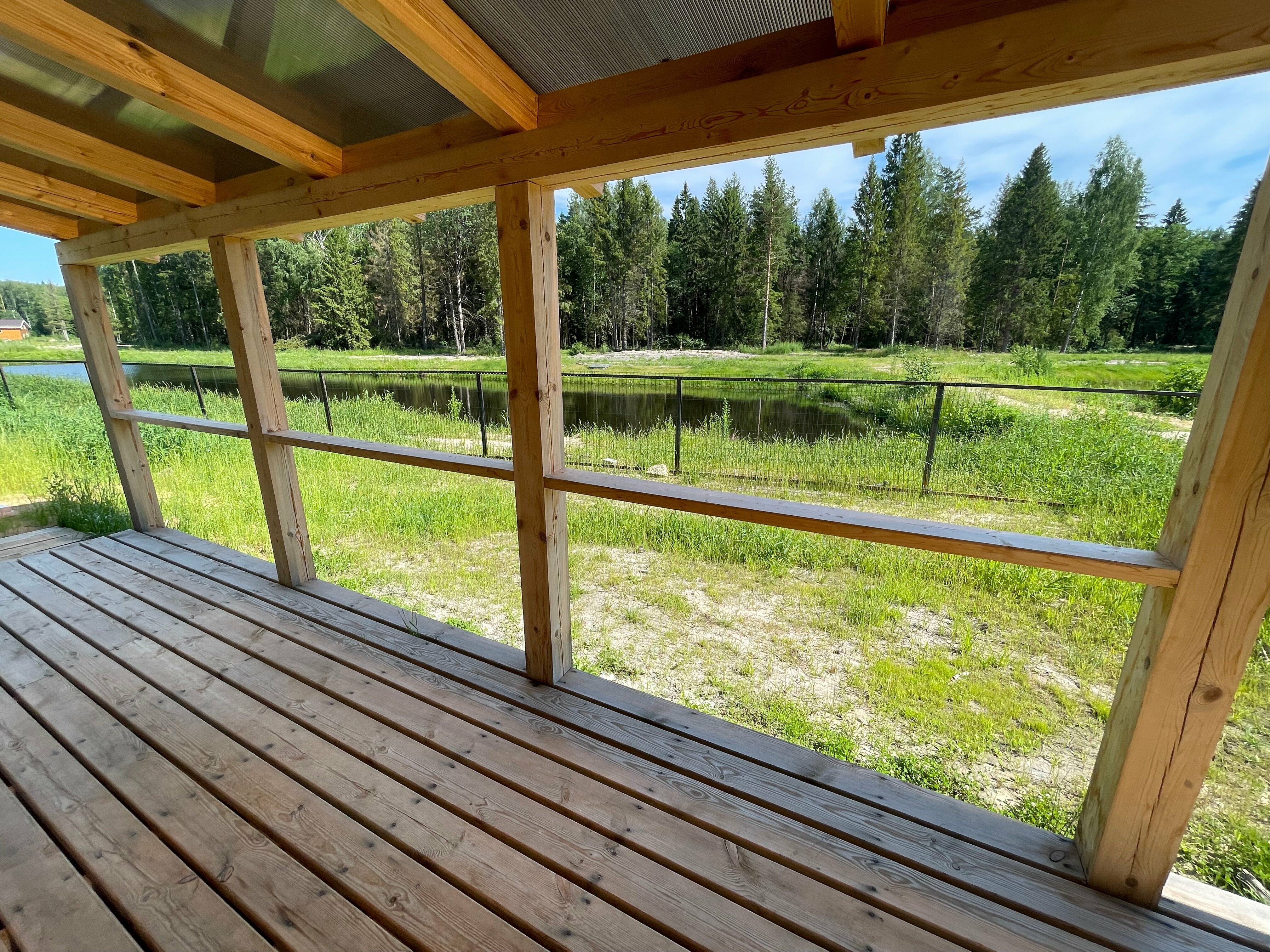 Дом с видом на озеро