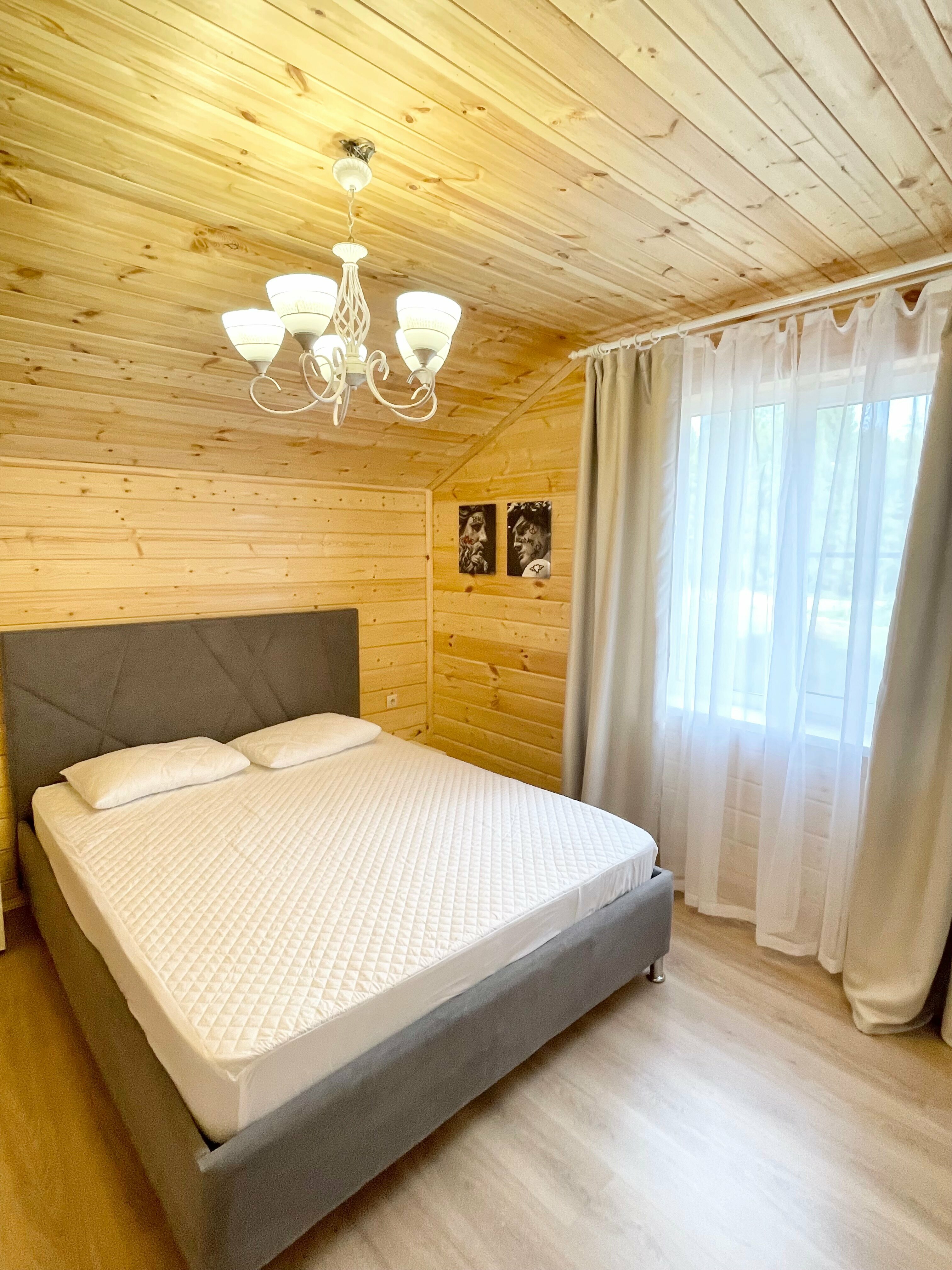 Дом с видом на озеро