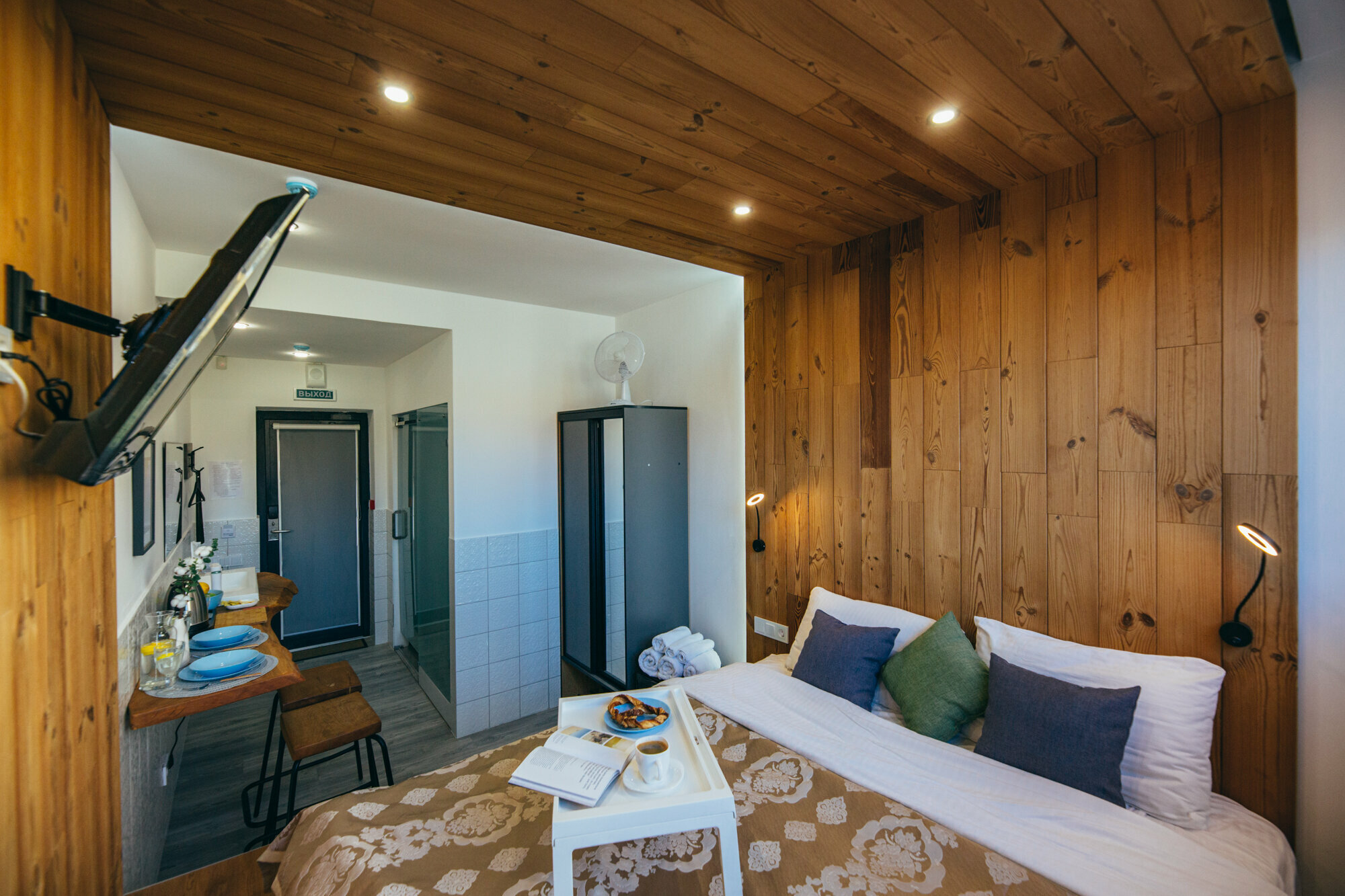 Мини-студия с выходом на террасу