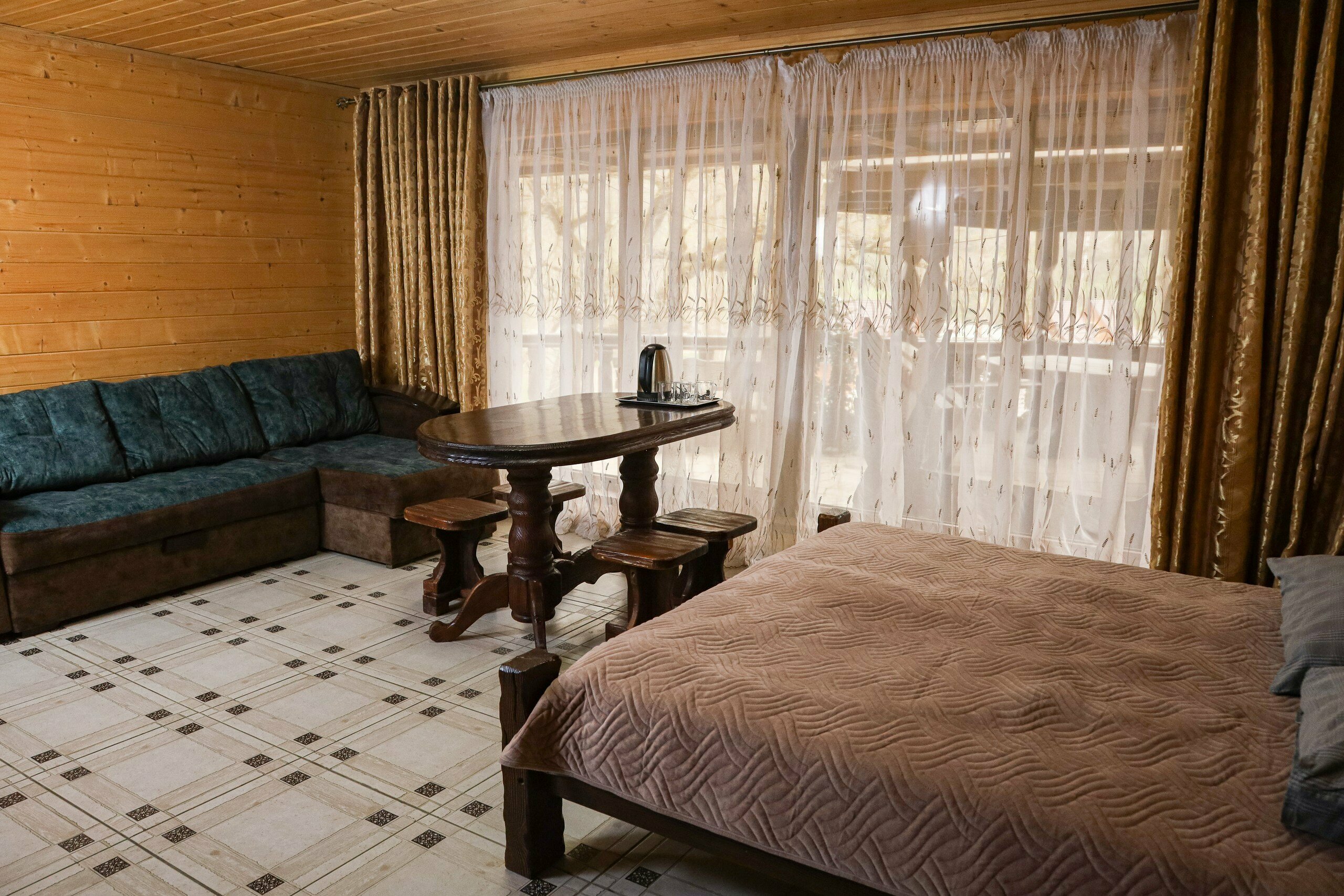 Мельница 4-х. местн.  № 21, 22 - дом полностью до 8 человек