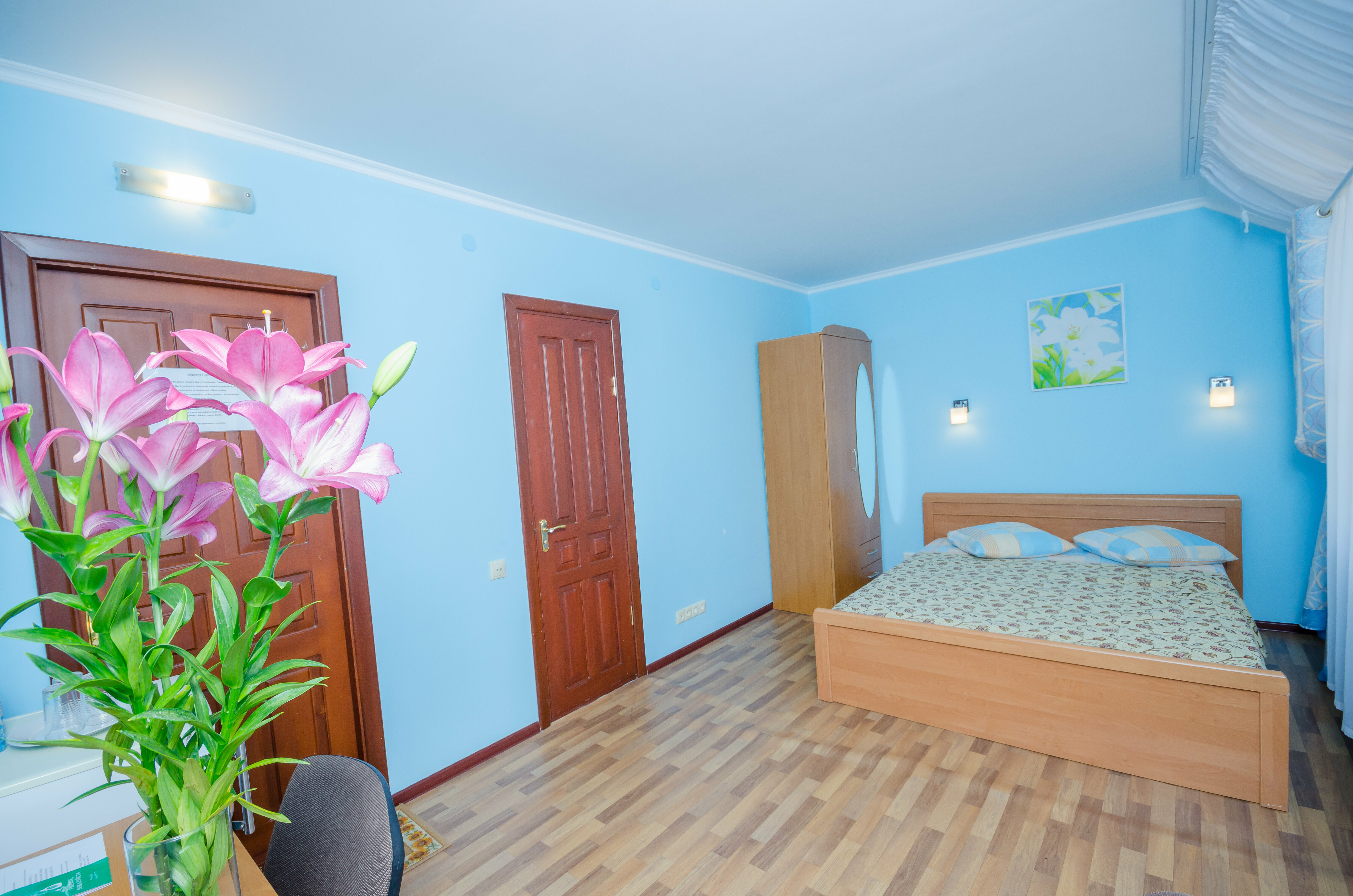 Двухместный Стандарт с двуспальной кроватью и дополнительным местом