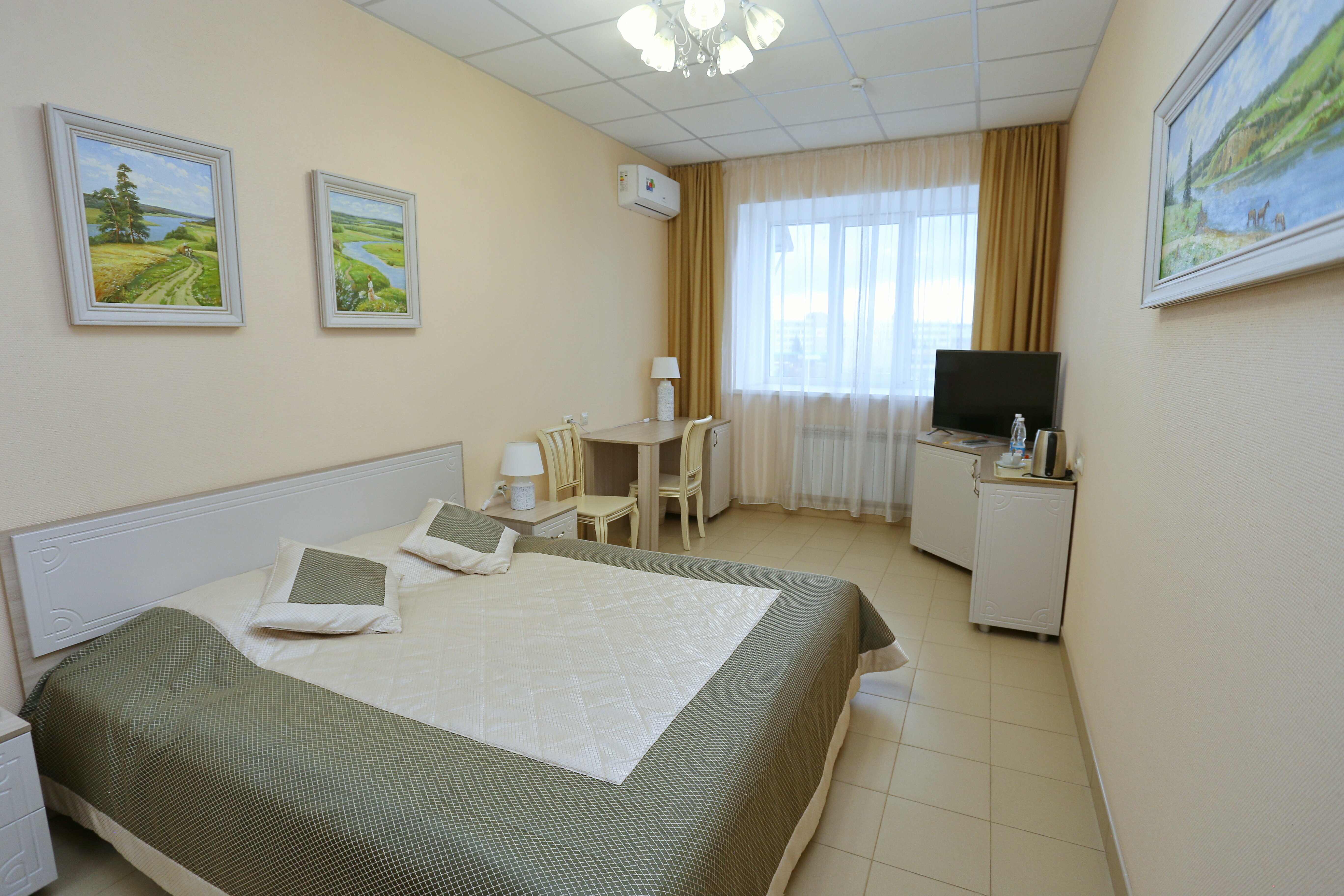 Стандарт с двуспальной кроватью