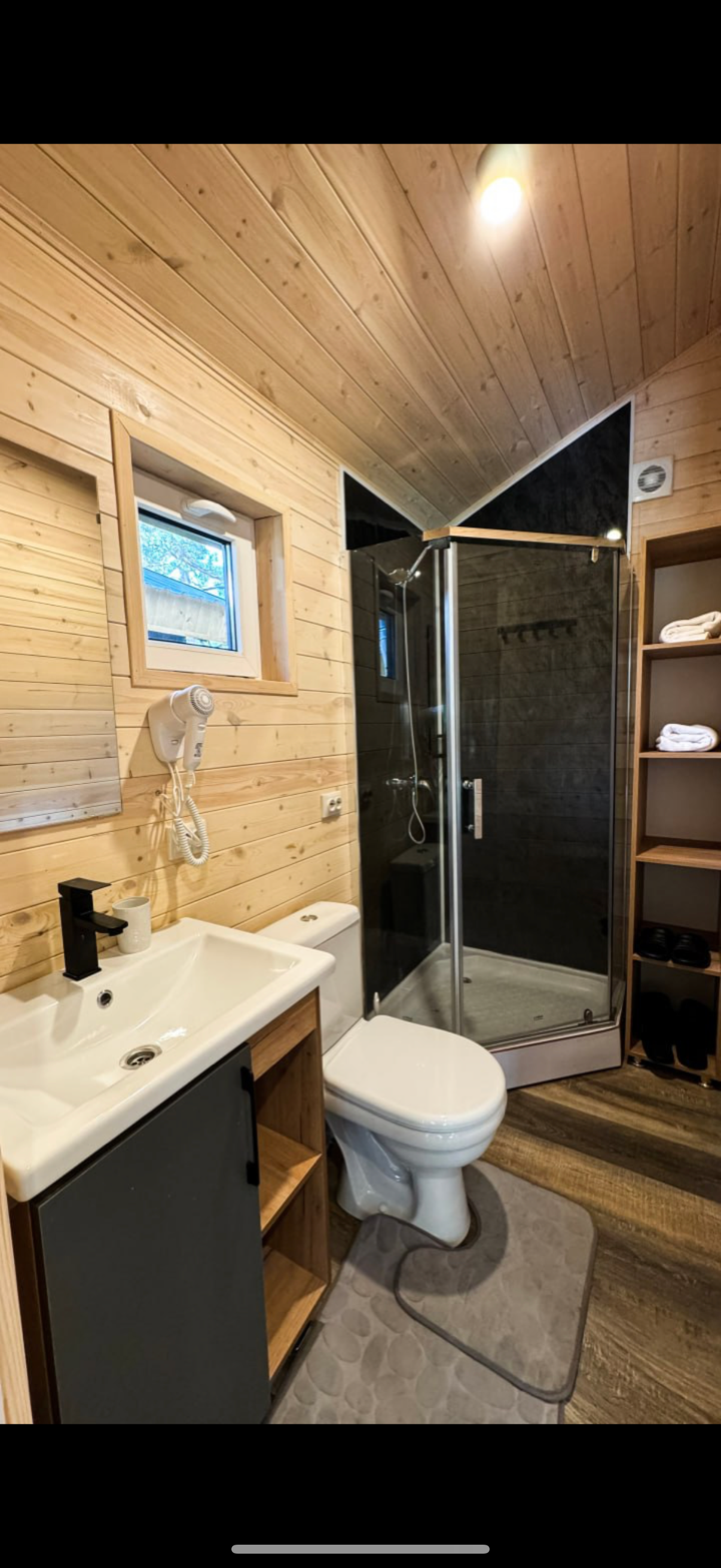 Дом с видом на лес