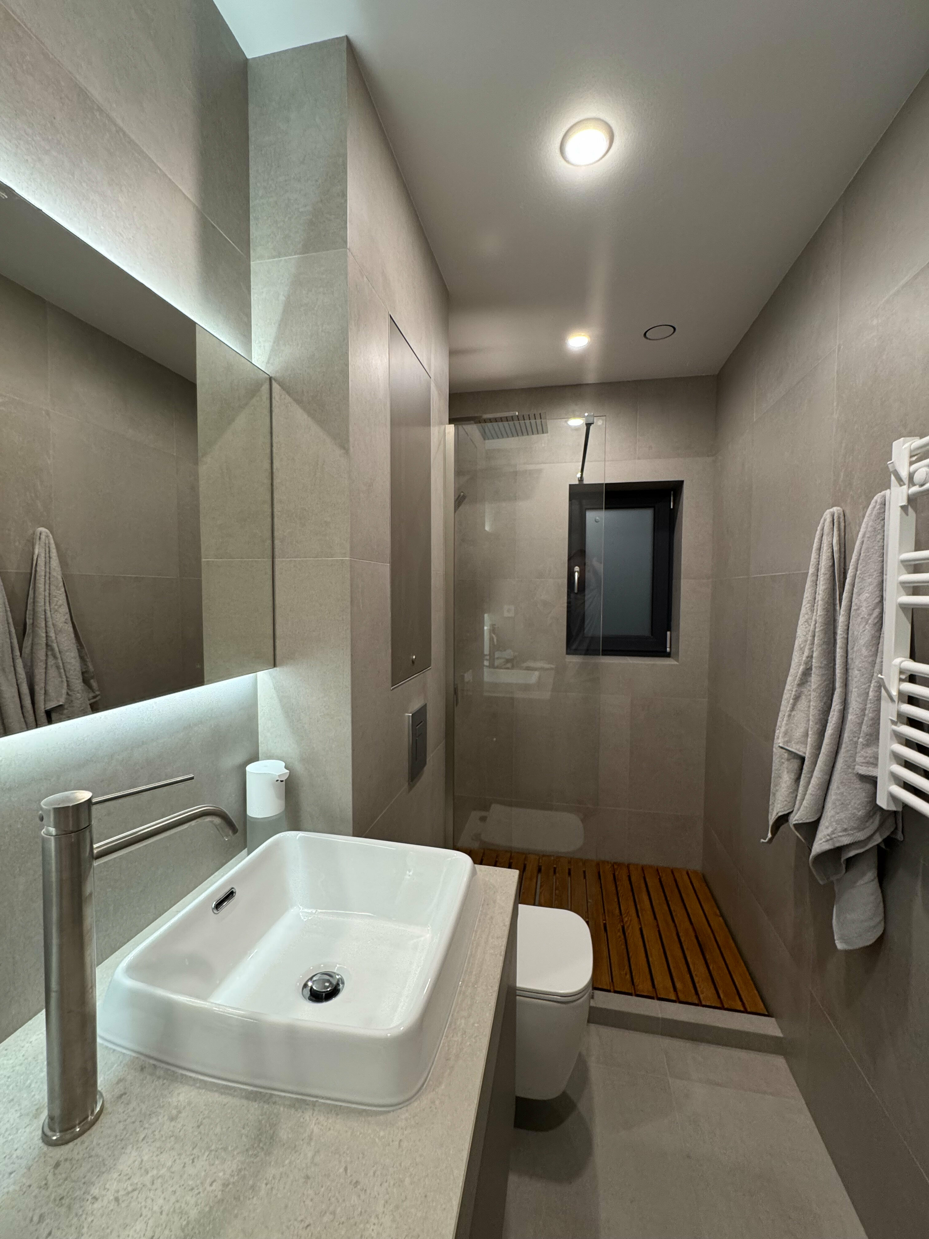 Барнхаус премиум с видом на лес и озеро