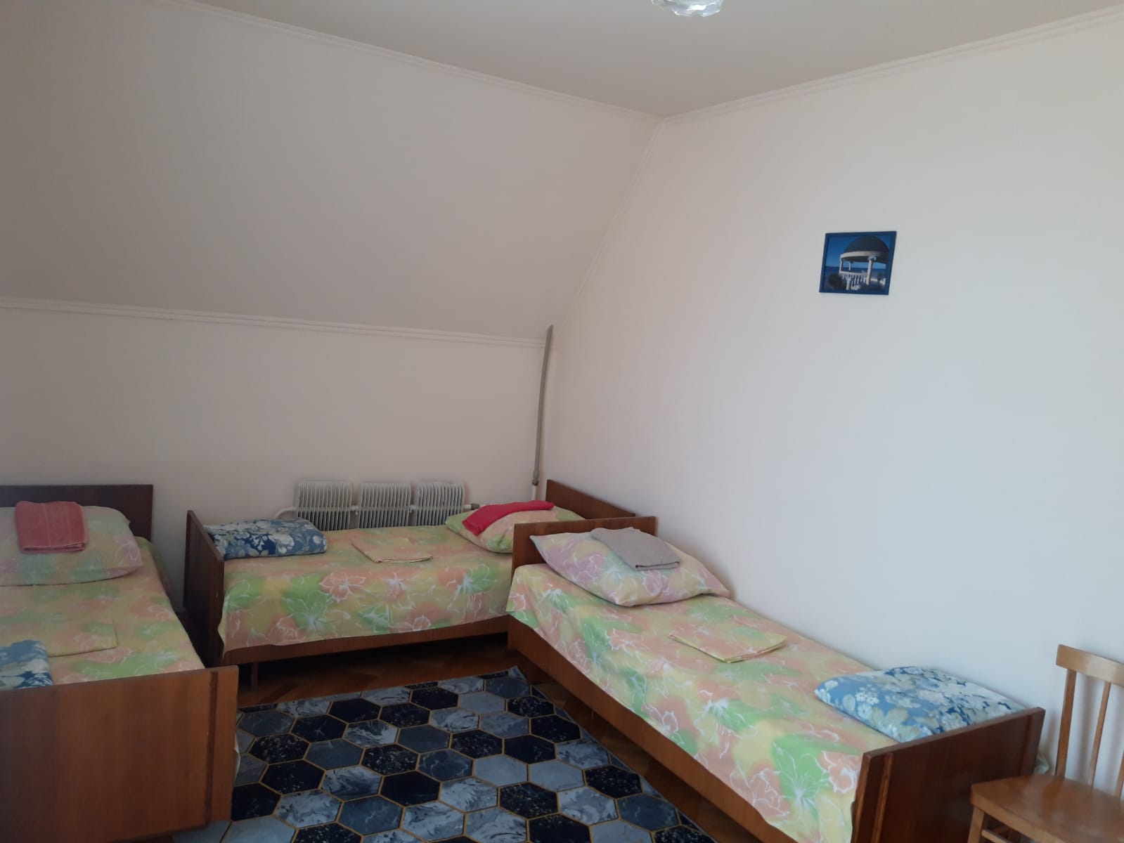 Бюджетный трехместный номер