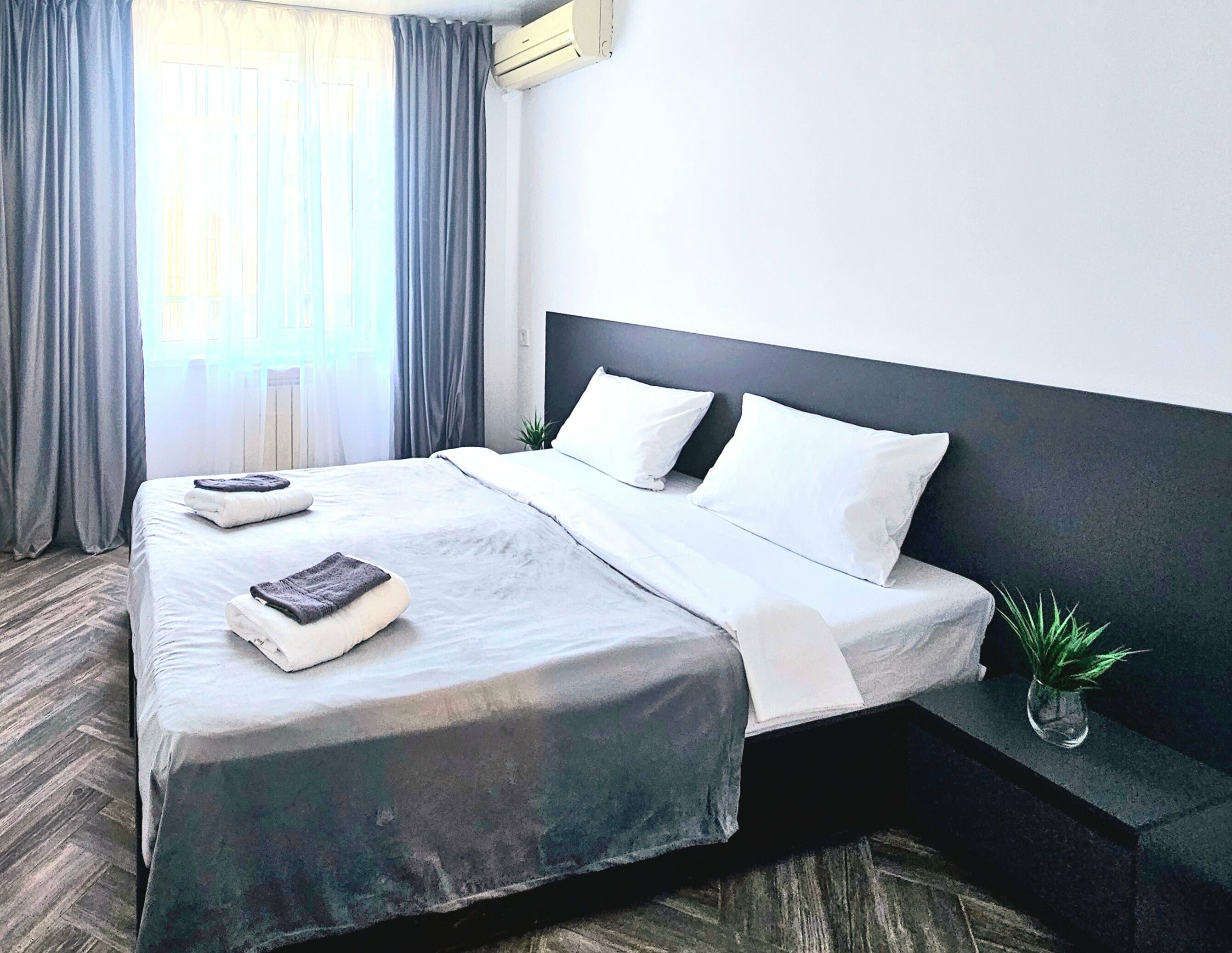 Улучшенный номер с кроватью размера «king-size» или 2 отдельными кроватями