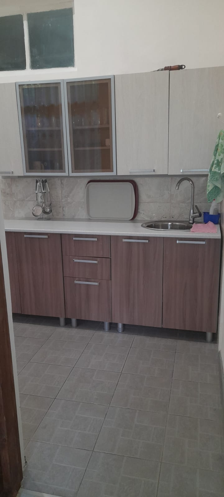 4- комнатная квартира в центре г.Гагра