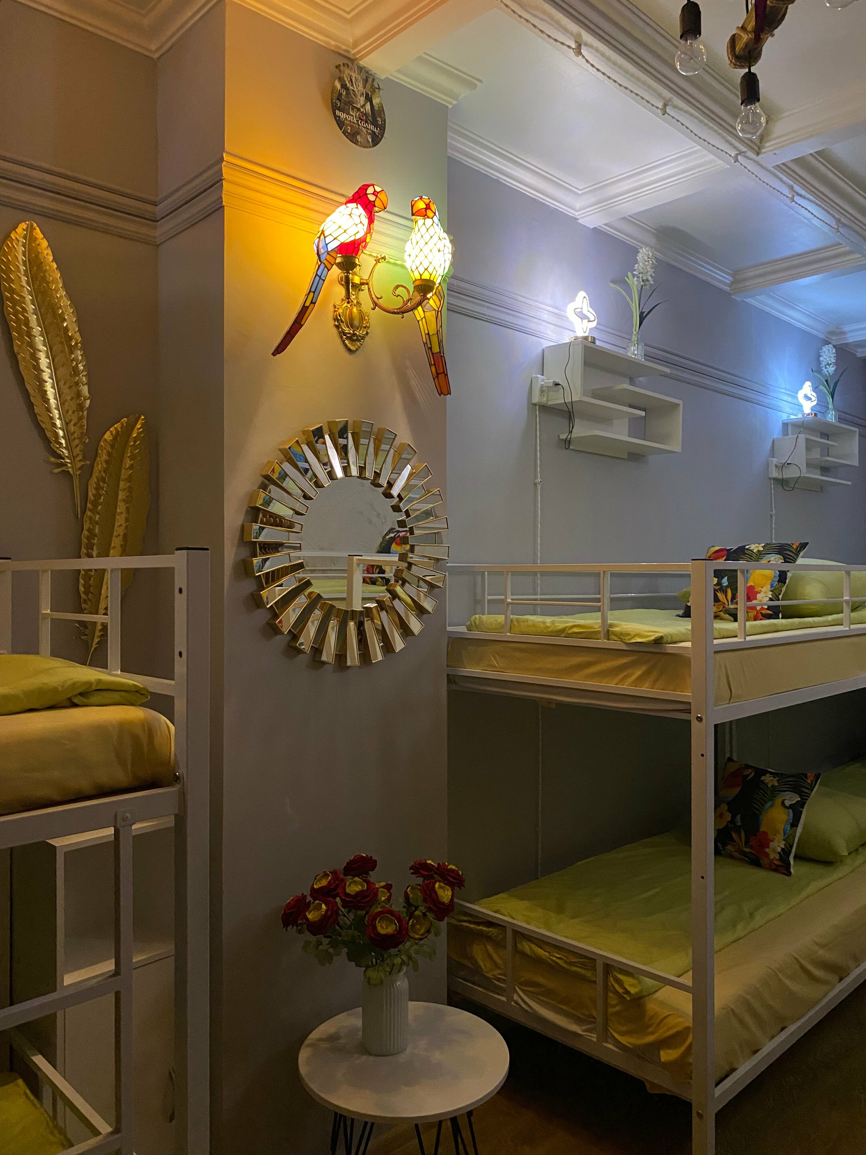 Общий 10-местный номер для мужчин и женщин