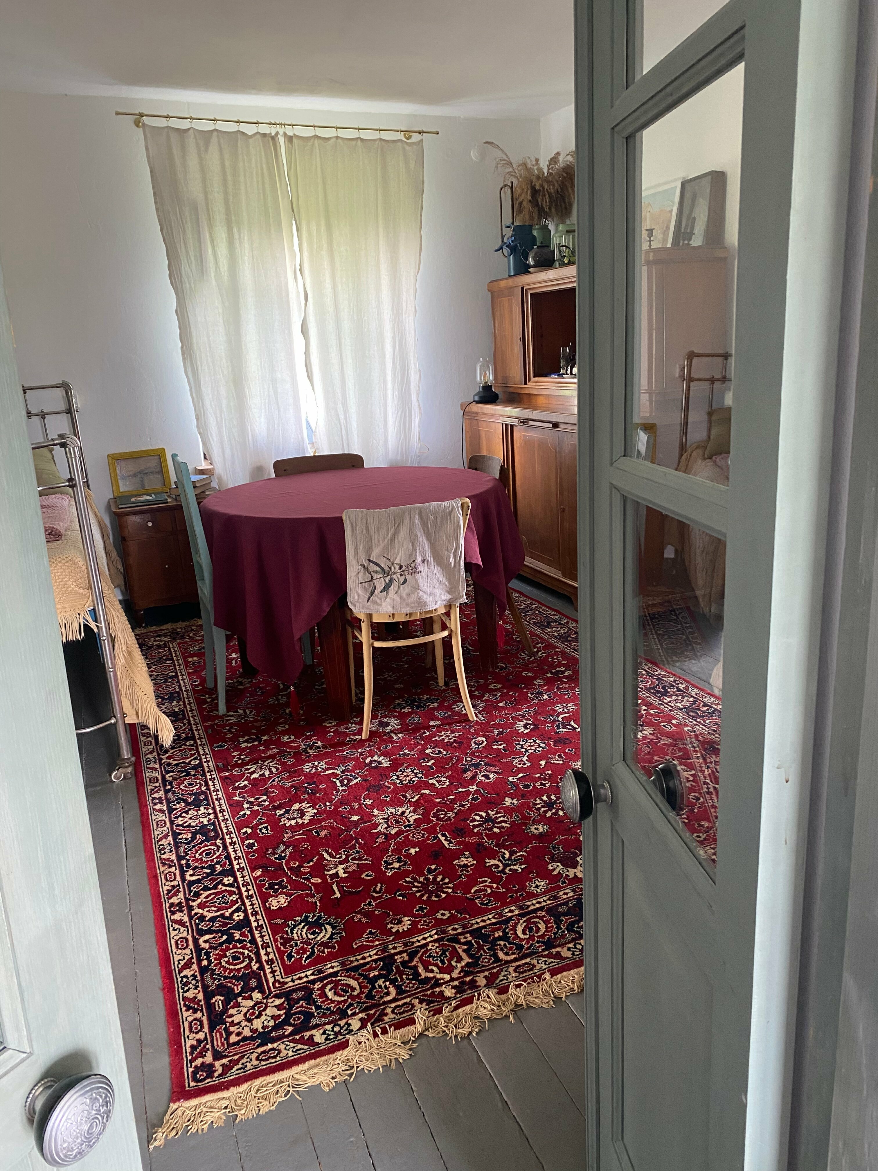 Дом с видом на озеро