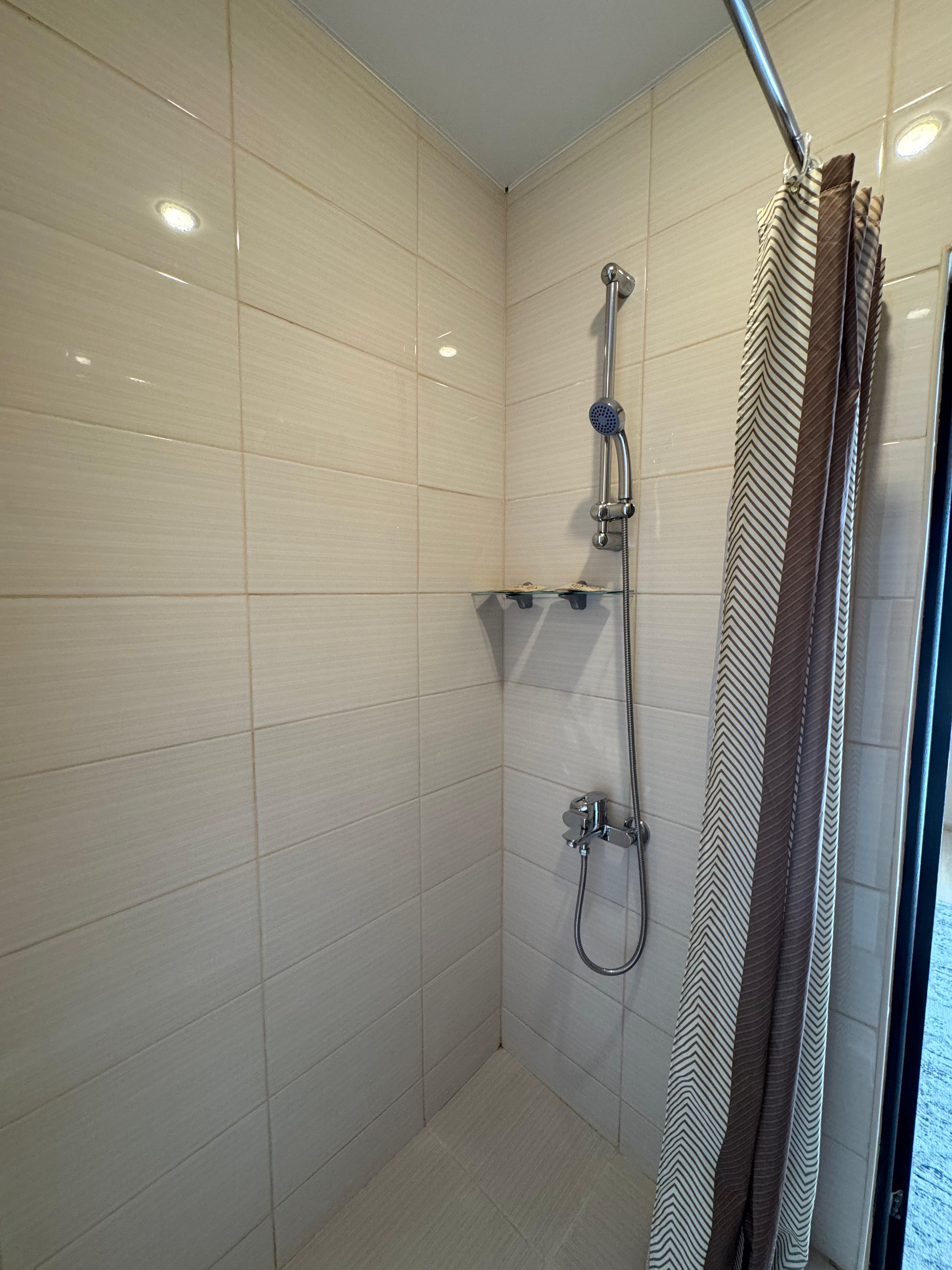 Трехместный с общим балконом