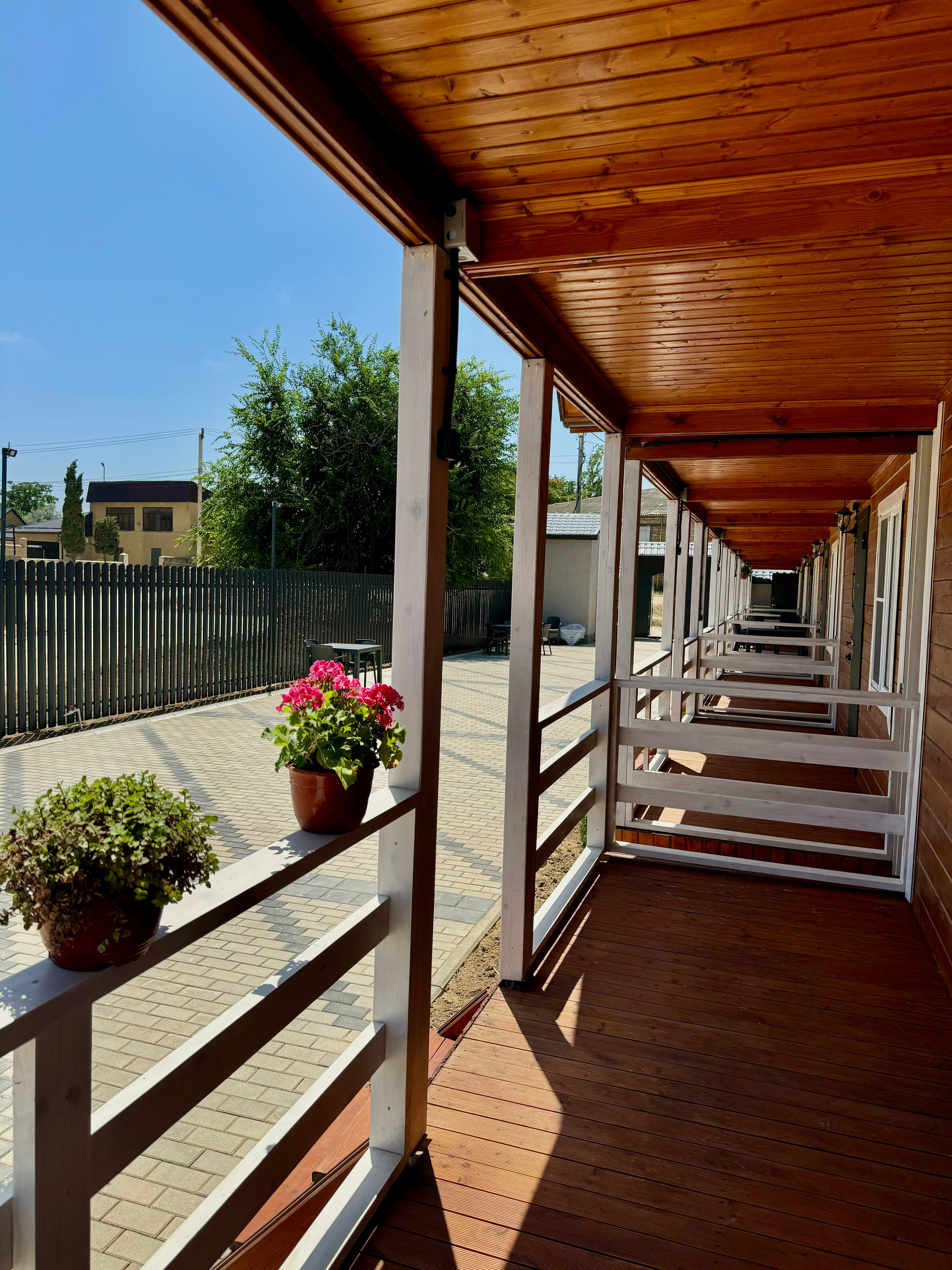 Коттедж с верандой (48м)