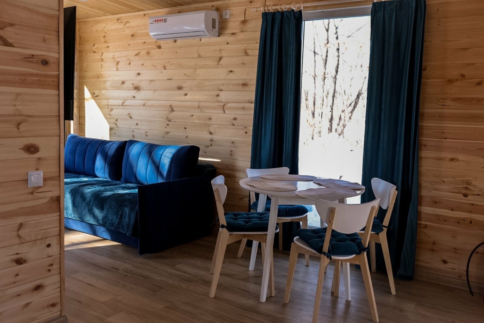 Дом с видом на лес