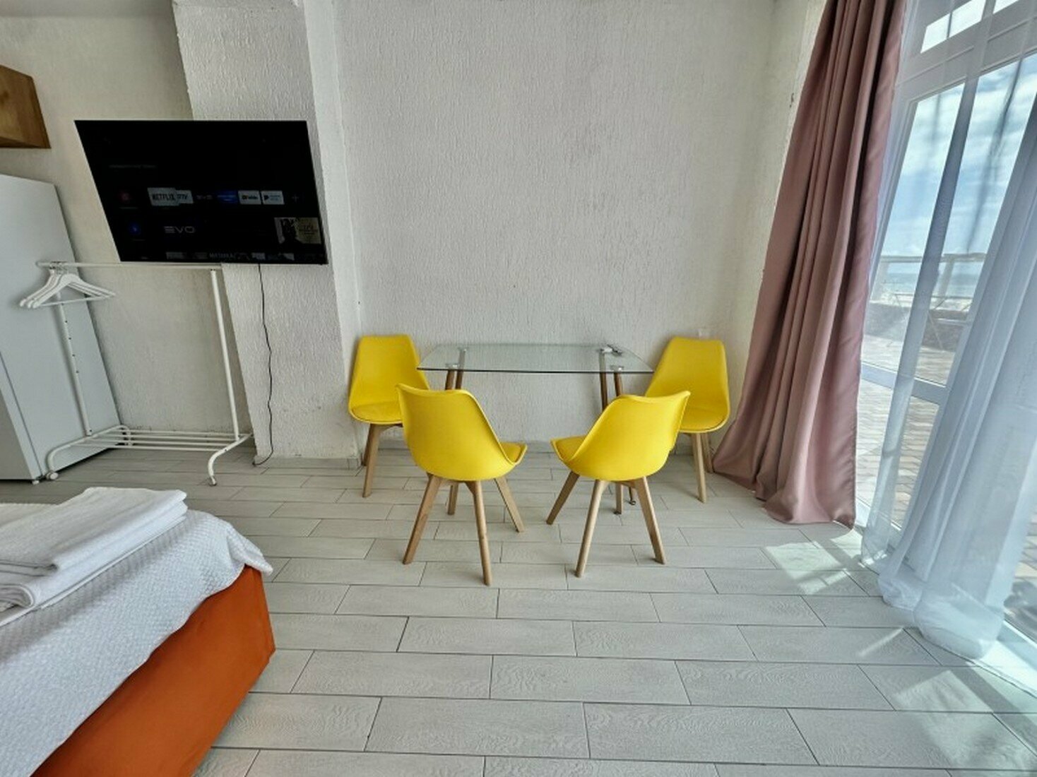 Семейный номер с видом на море