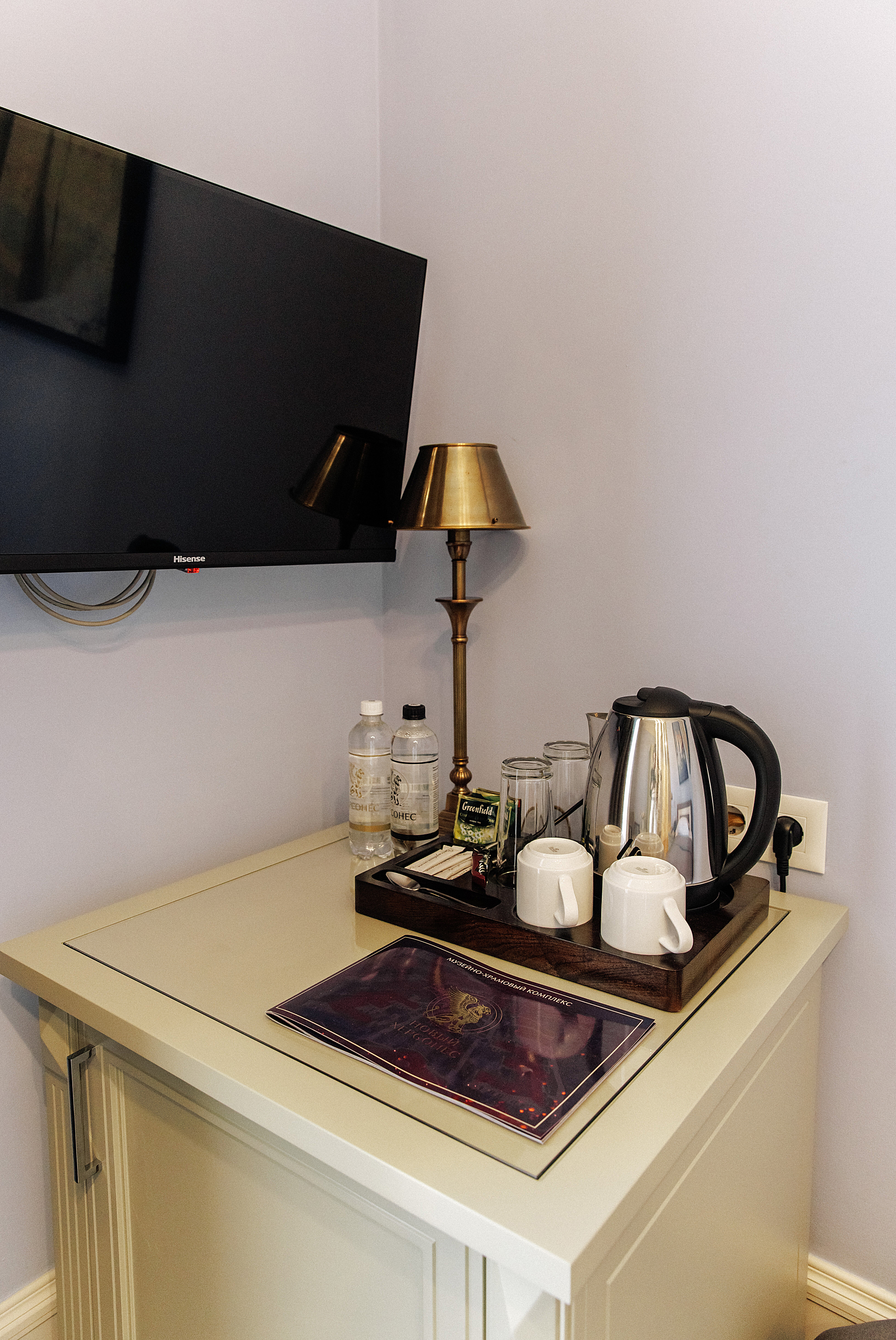 Стандарт Делюкс с двумя спальнями (двуспальная + односпальная кровати)