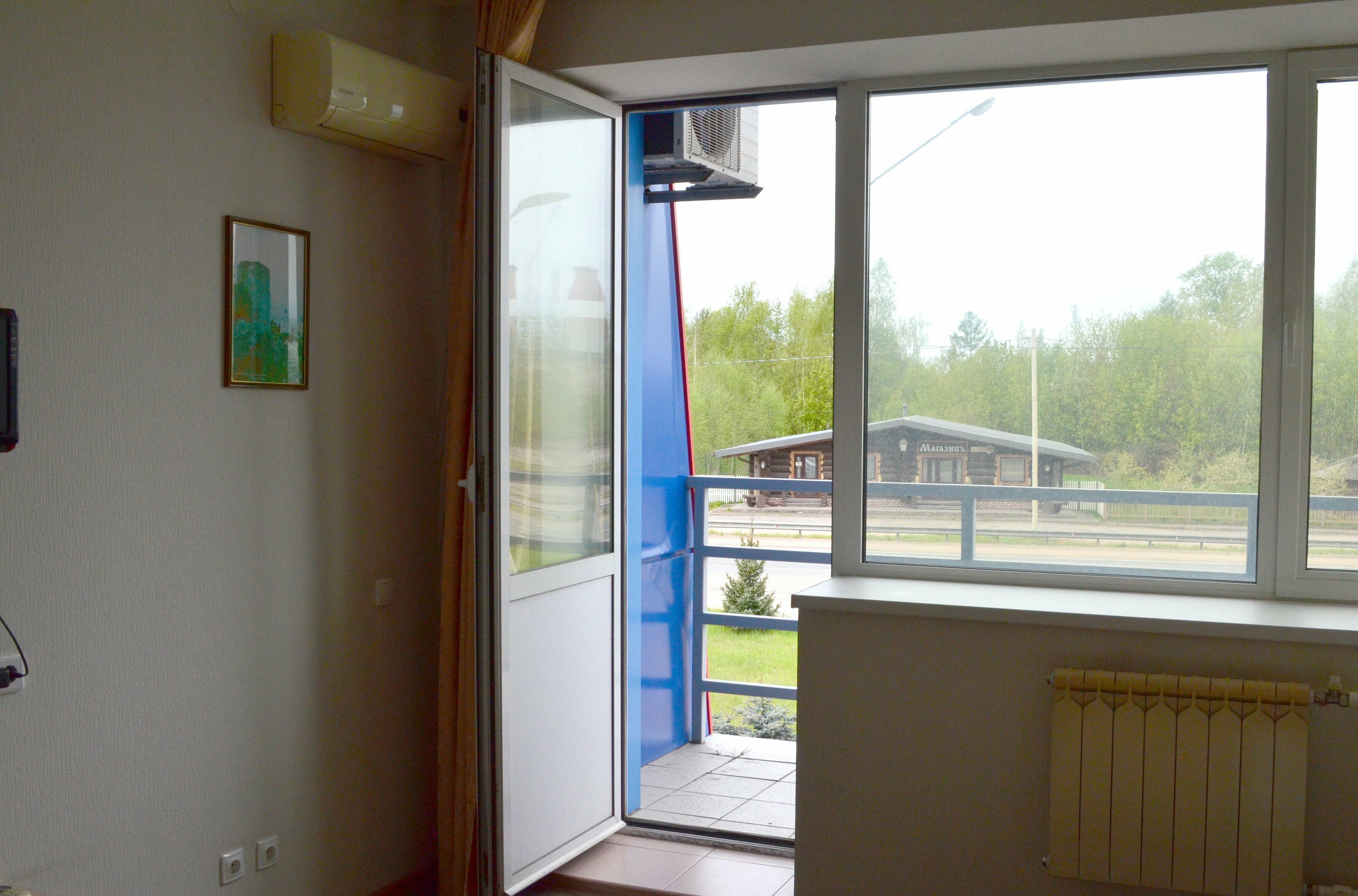 Двухместный номер с 2 отдельными кроватями и балконом