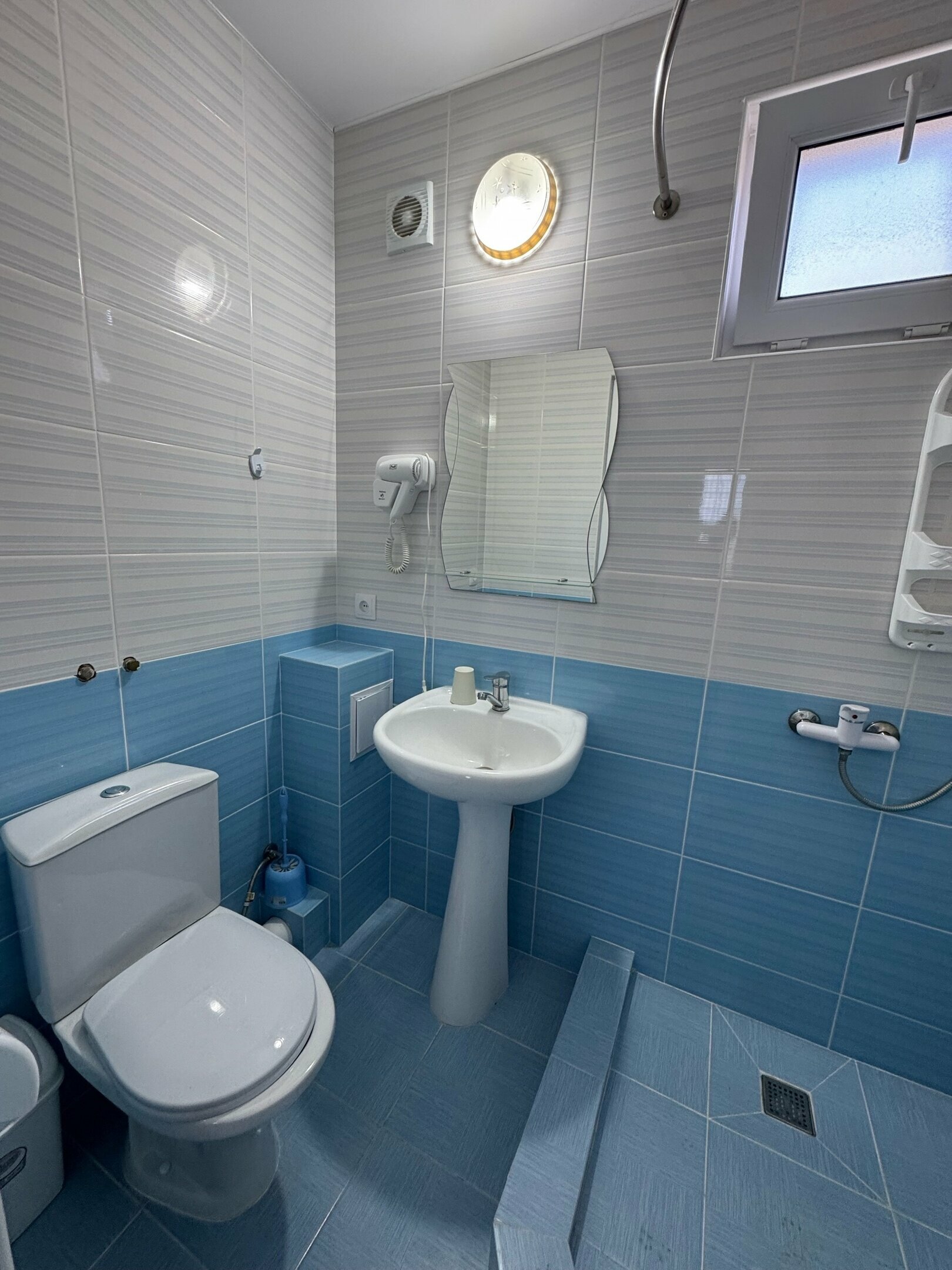 Номер Делюкс