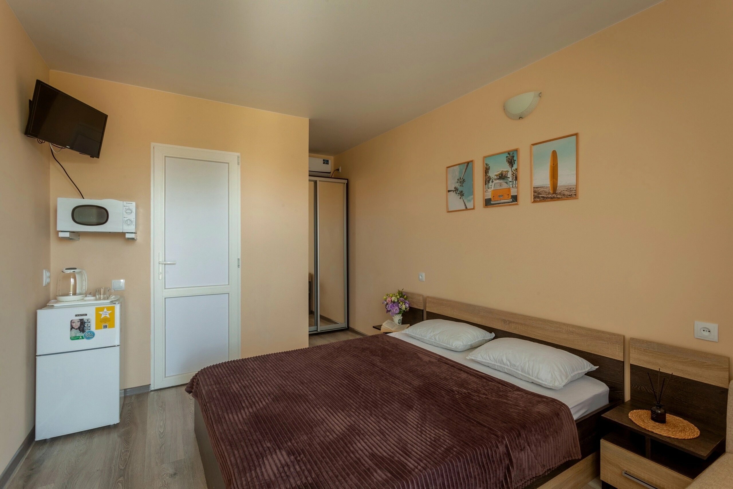 Номер Делюкс