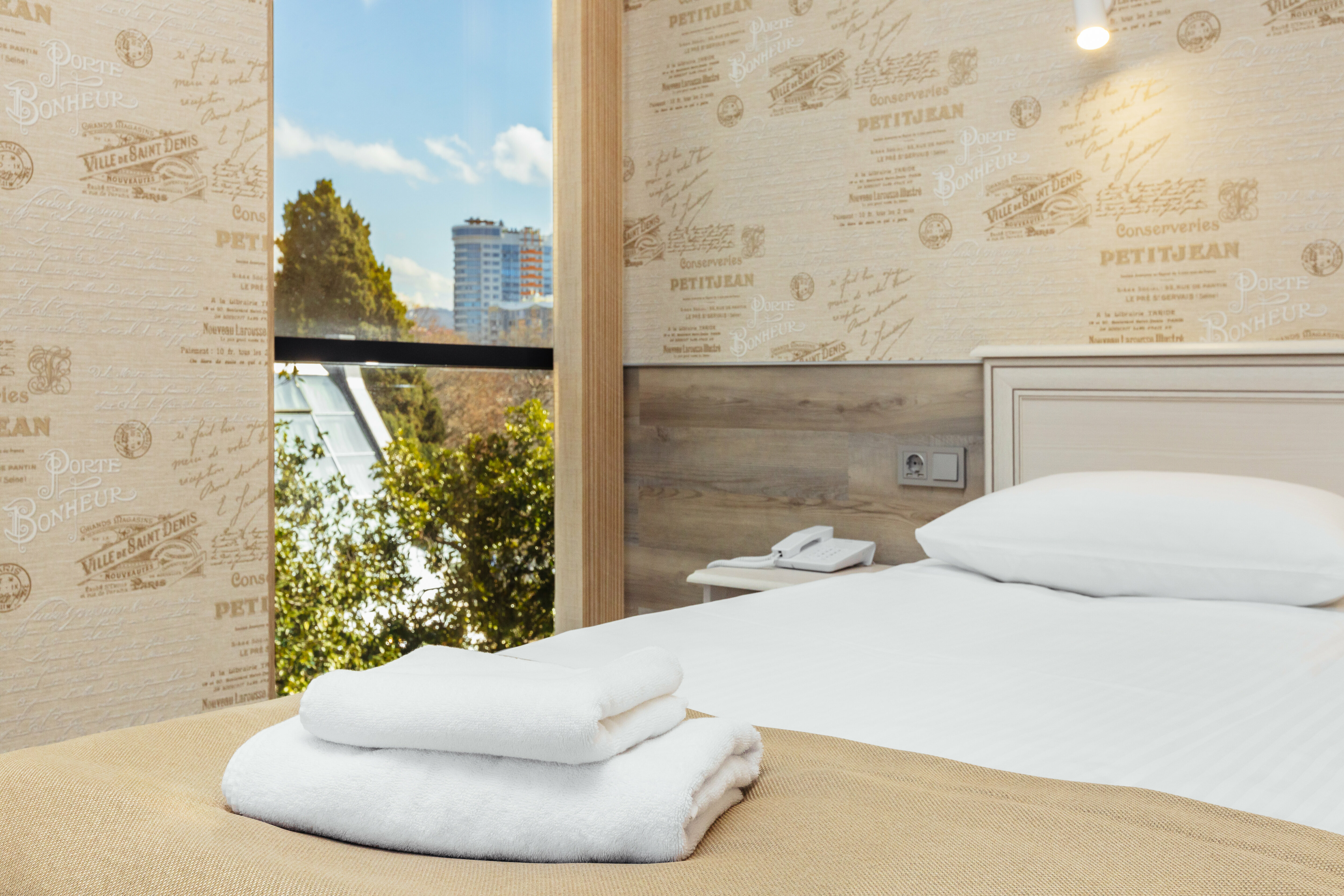 Семейный двухкомнатный номер