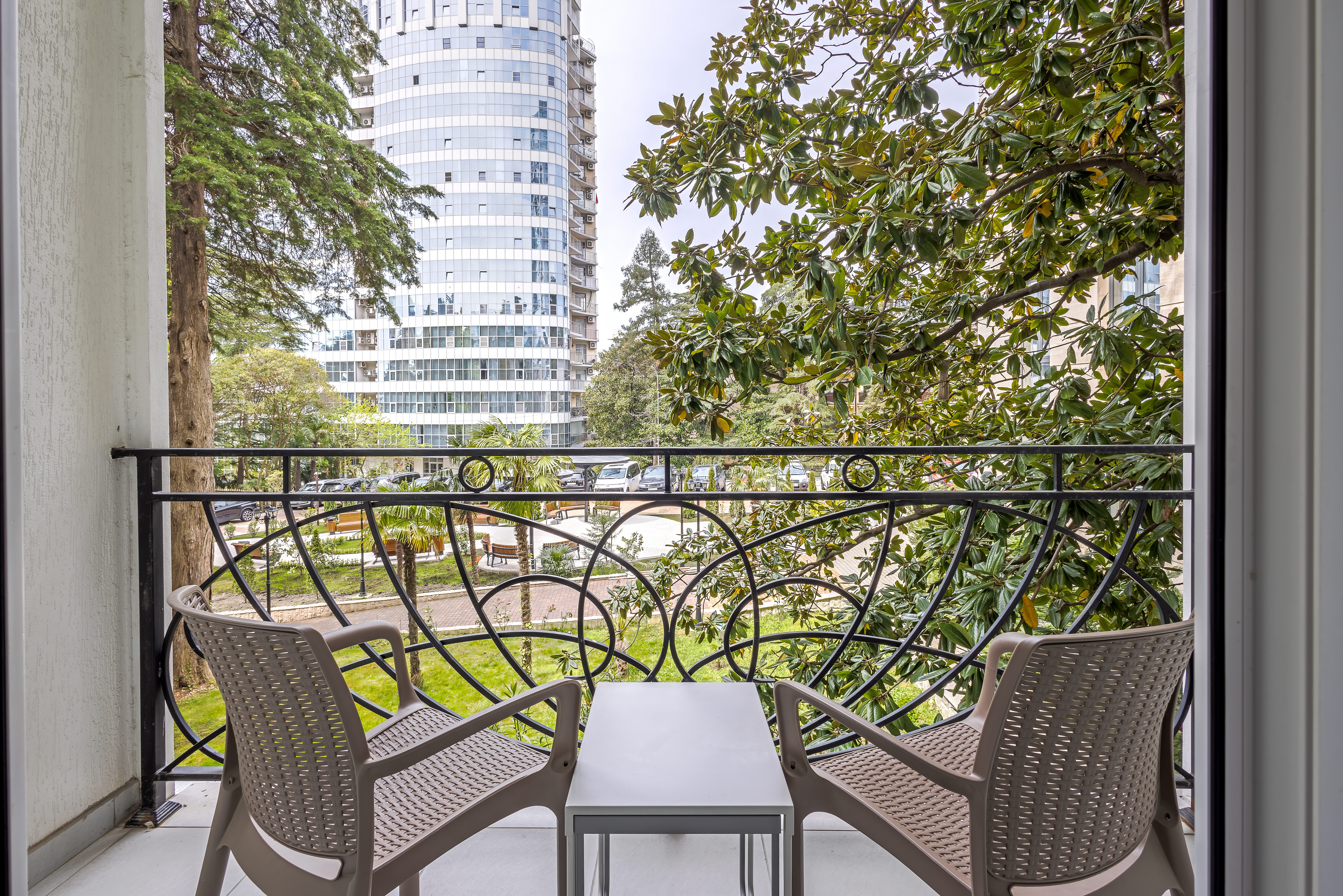 Двухместный стандарт с 2 раздельными кроватями (вид во двор)