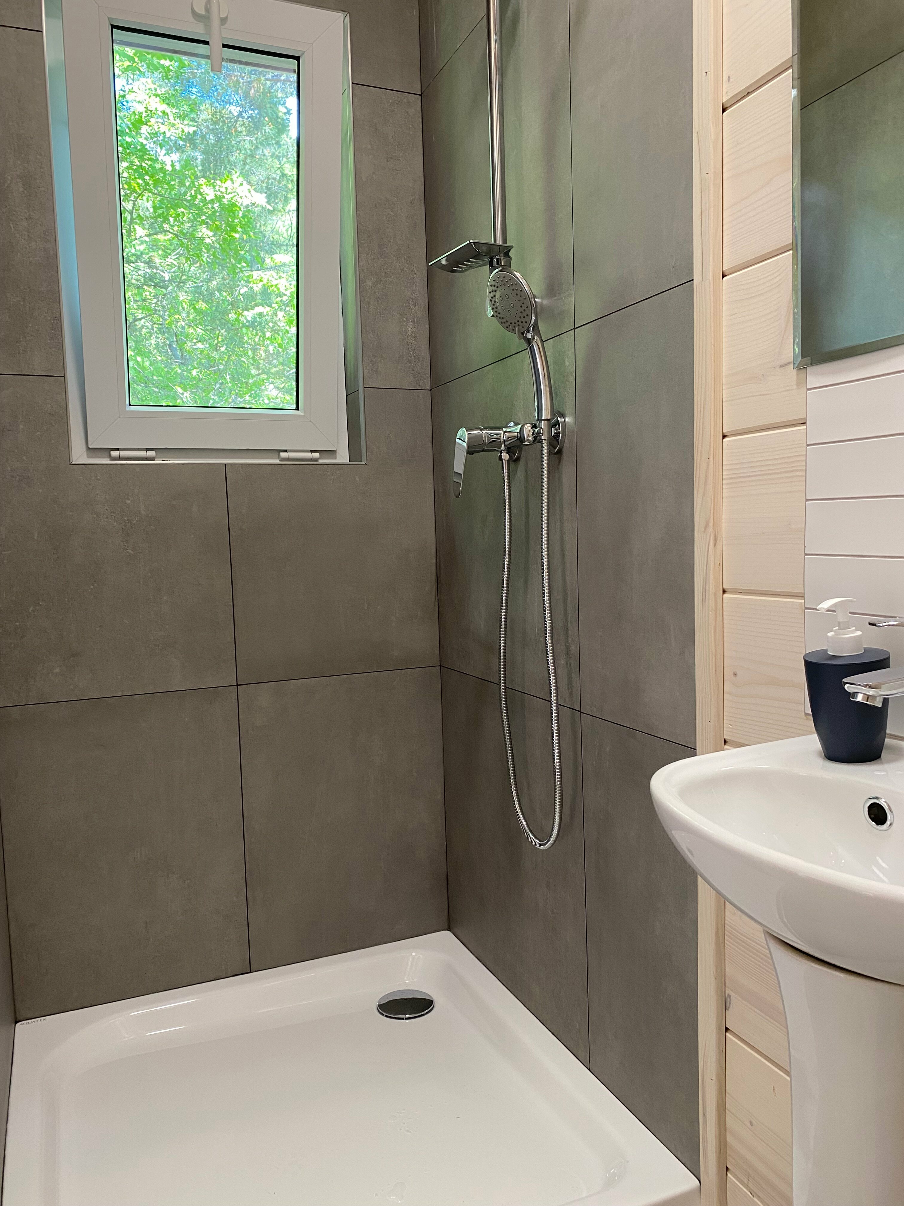 отдельный домик со своей террасой