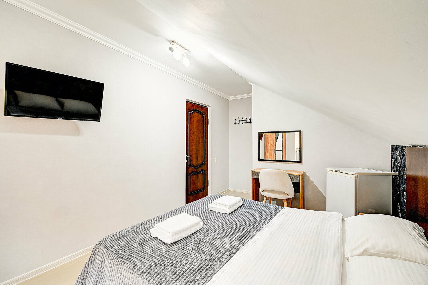 Двухместный номер Мансарда с 1 кроватью