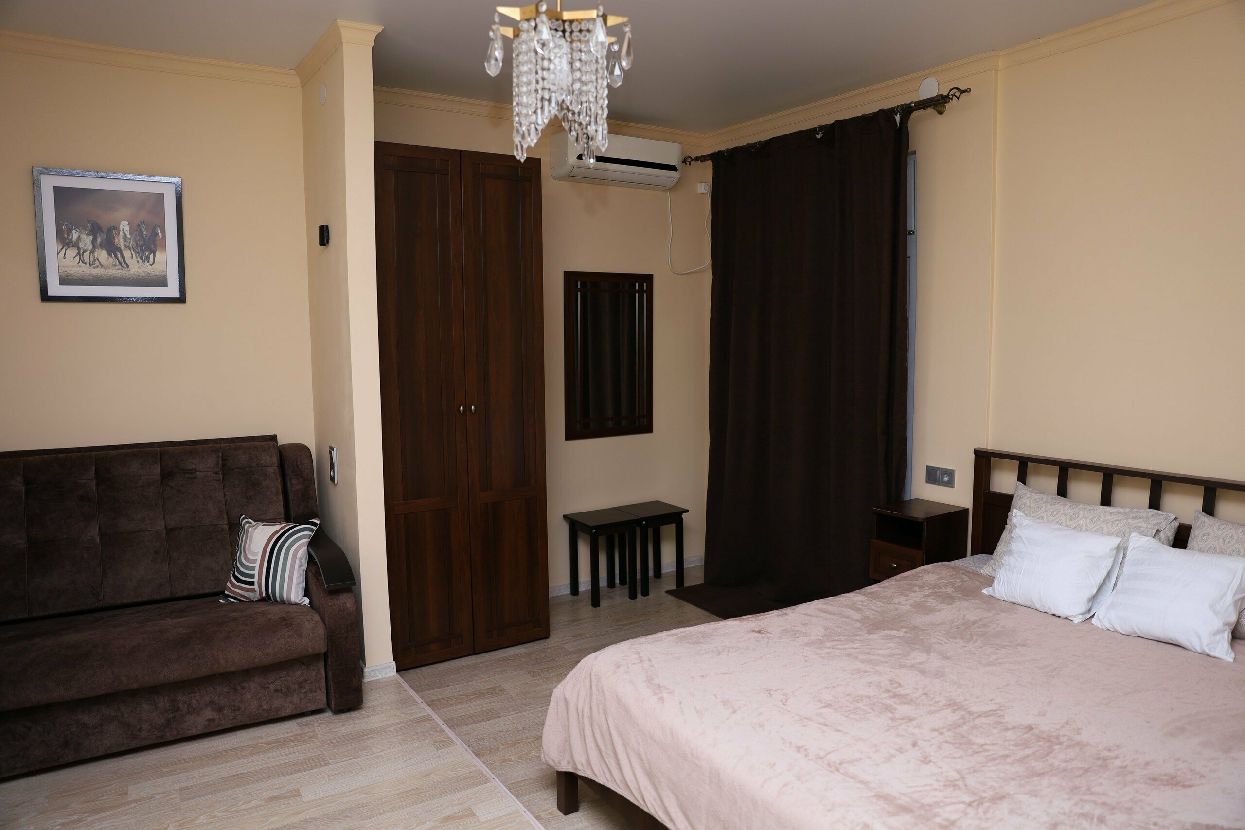 Улучшенный трехместный номер