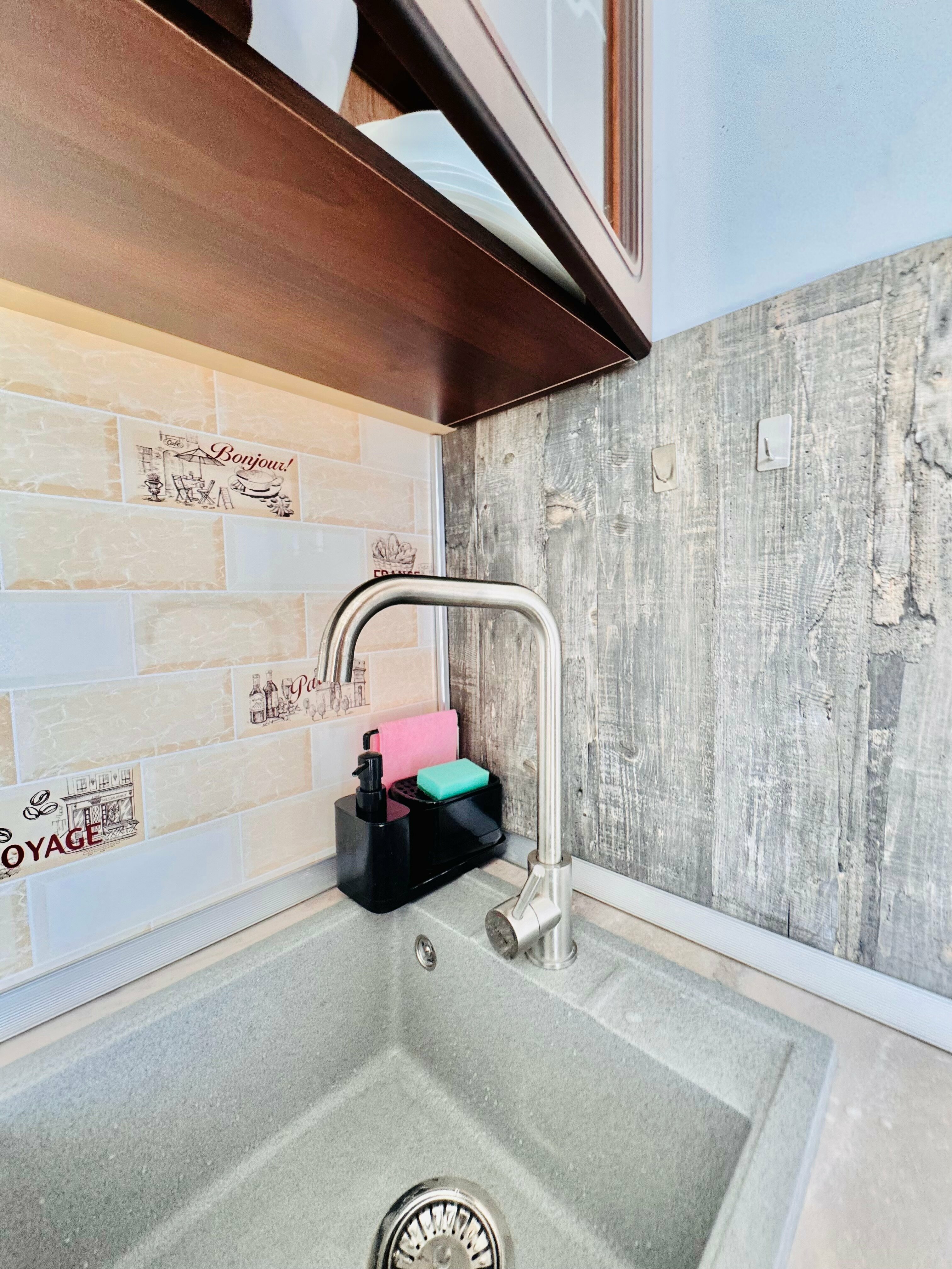 апартаменты с балконом  и спальней