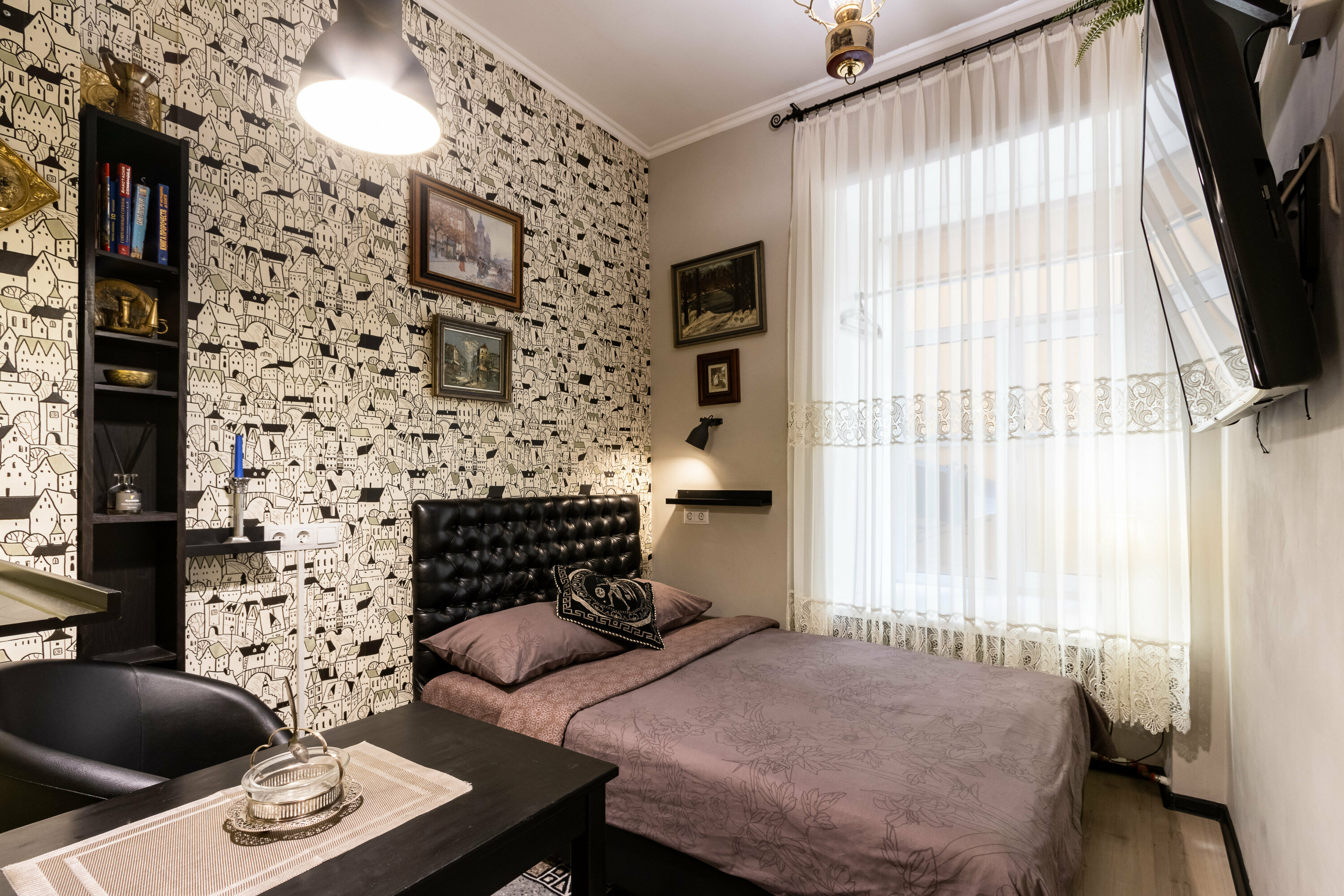 Комната-студия "Старый город"