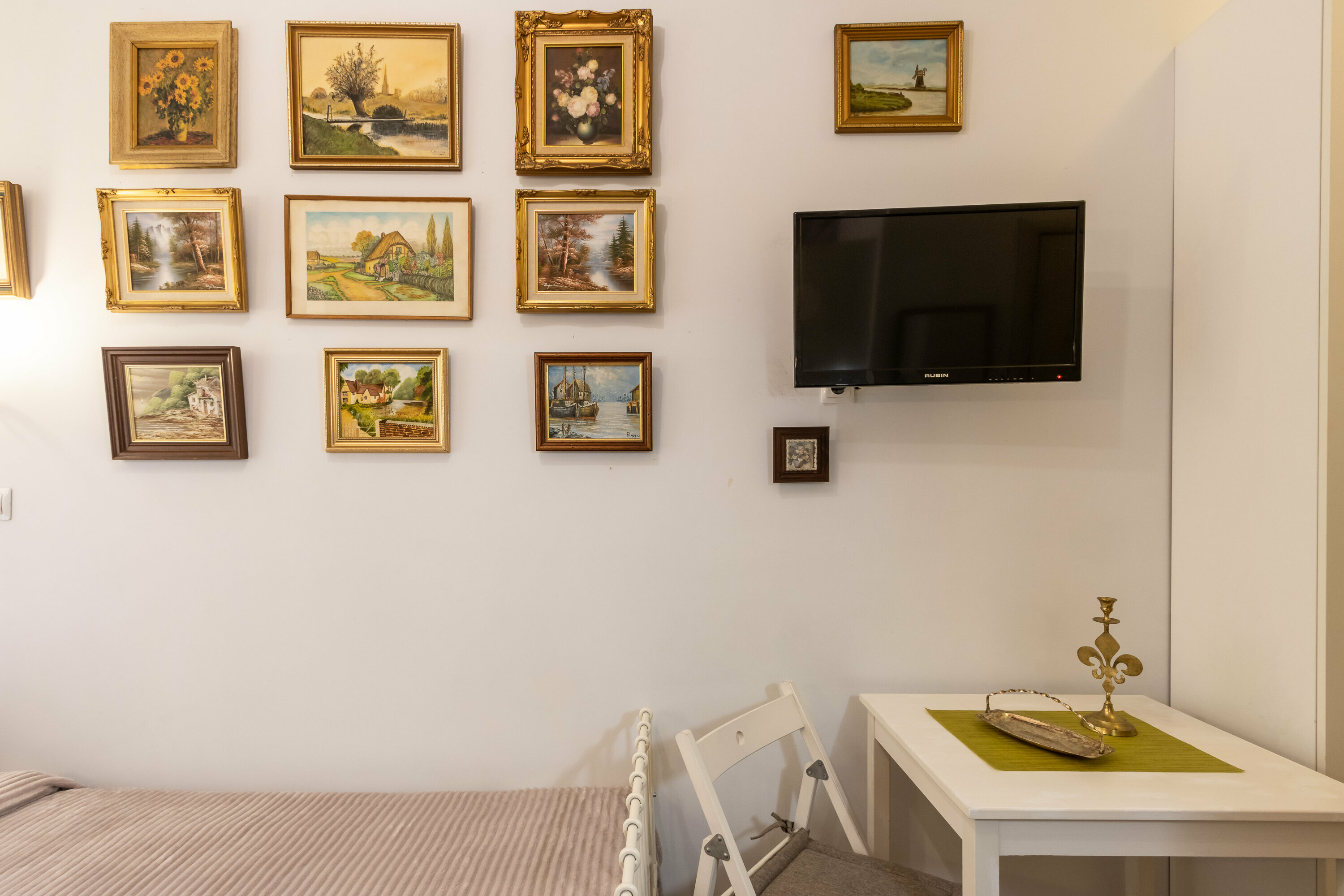 Комната-студия "Гортензия"