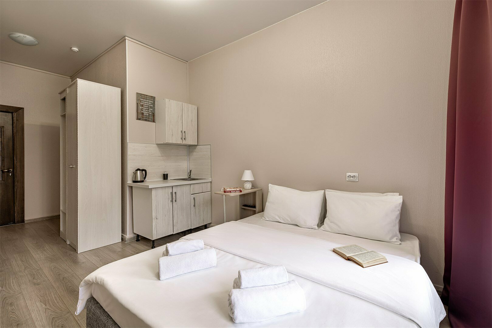 Стандартный двухместный номер с видом во двор