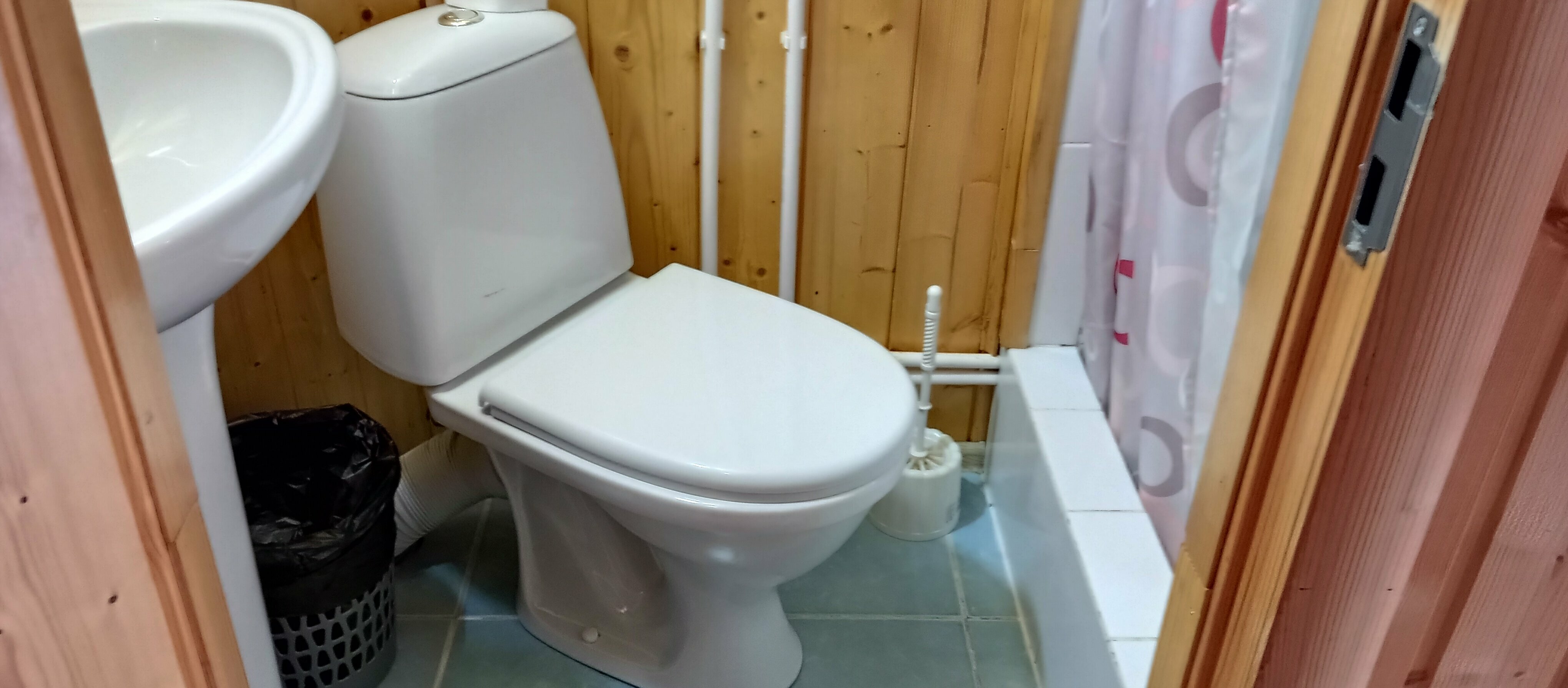 Двухместный номер с 2 отдельными кроватями и балконом