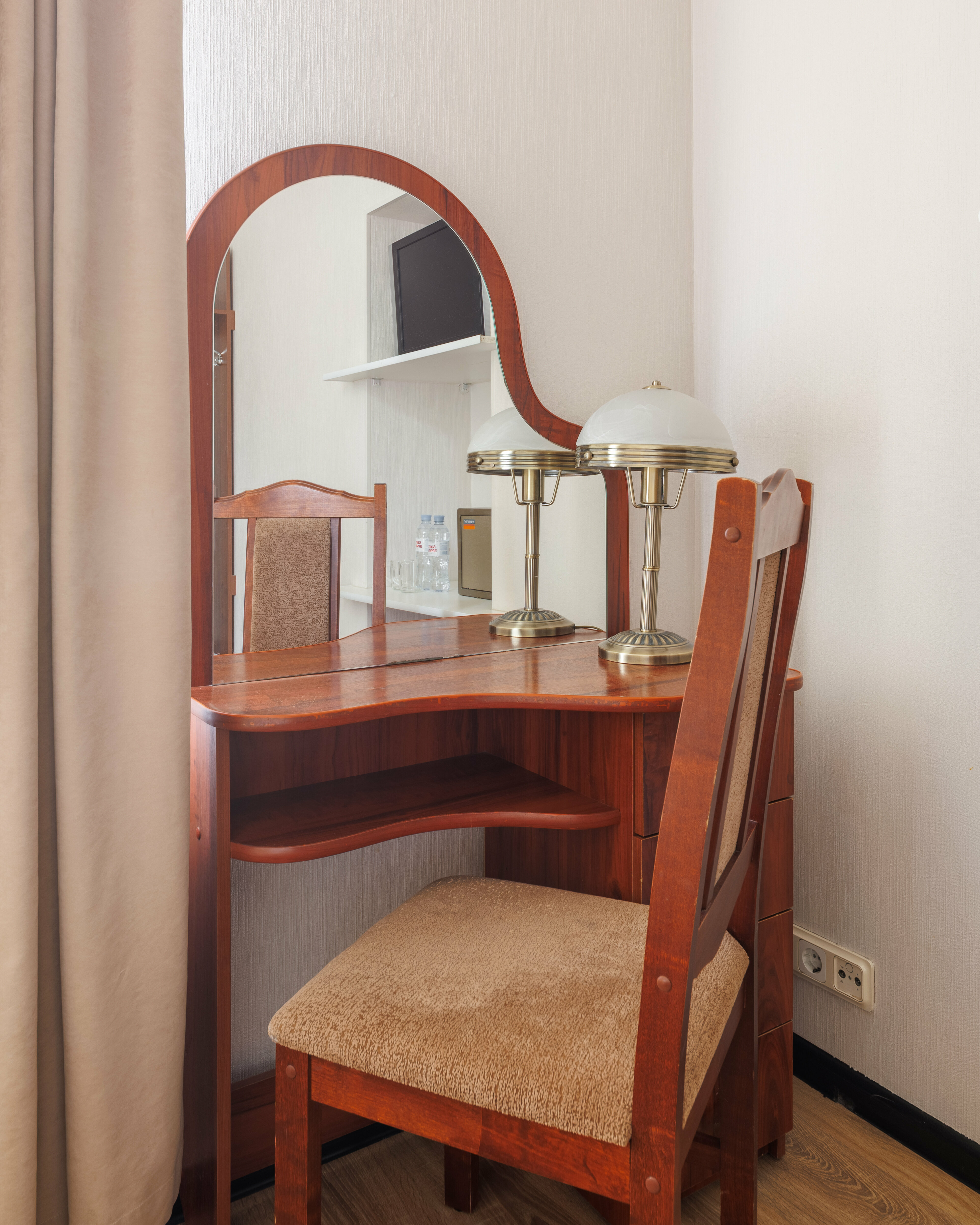 Меблированная комната формата «Классика» с 1 кроватью