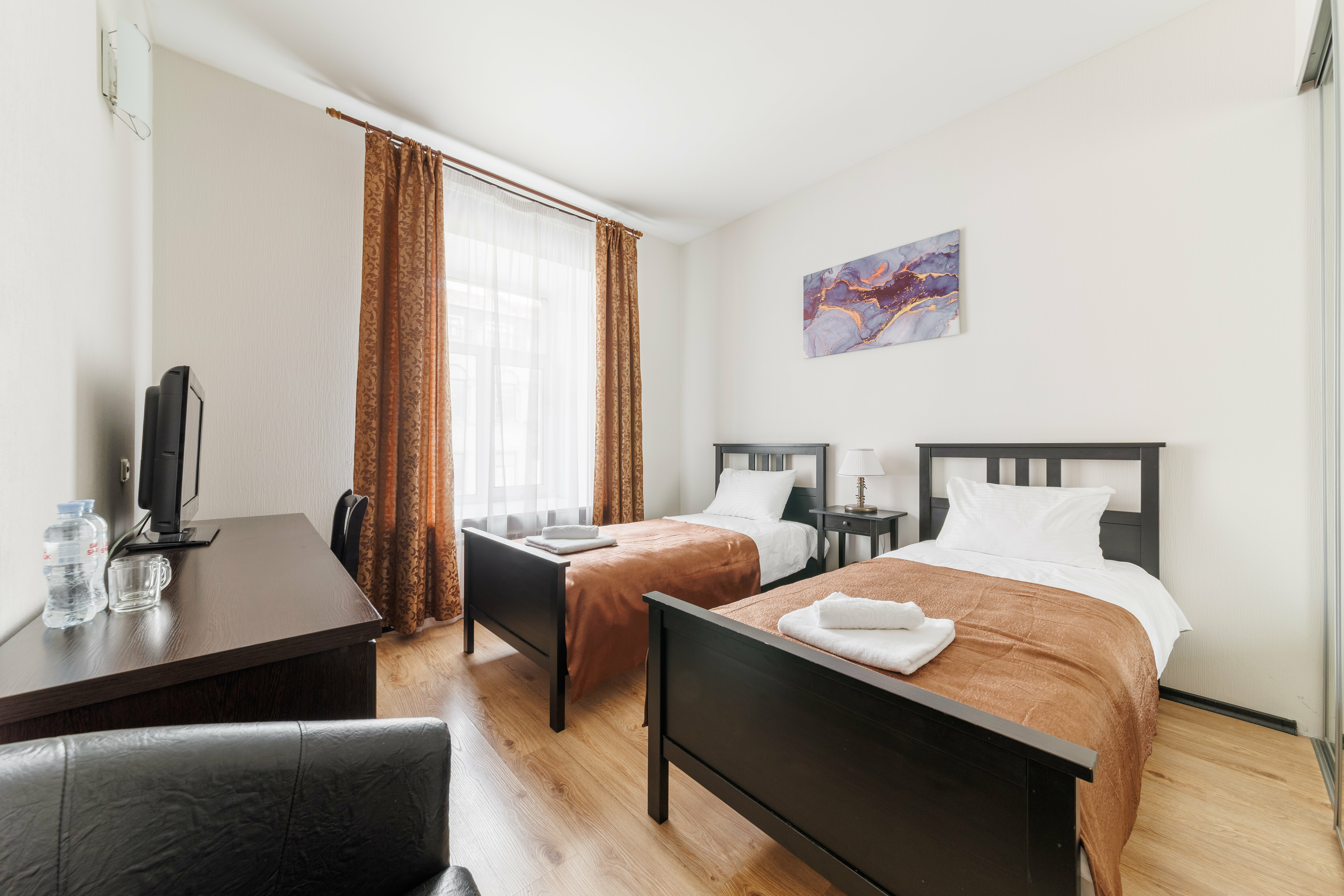 Меблированная комната формата «Классика» с 2 кроватями