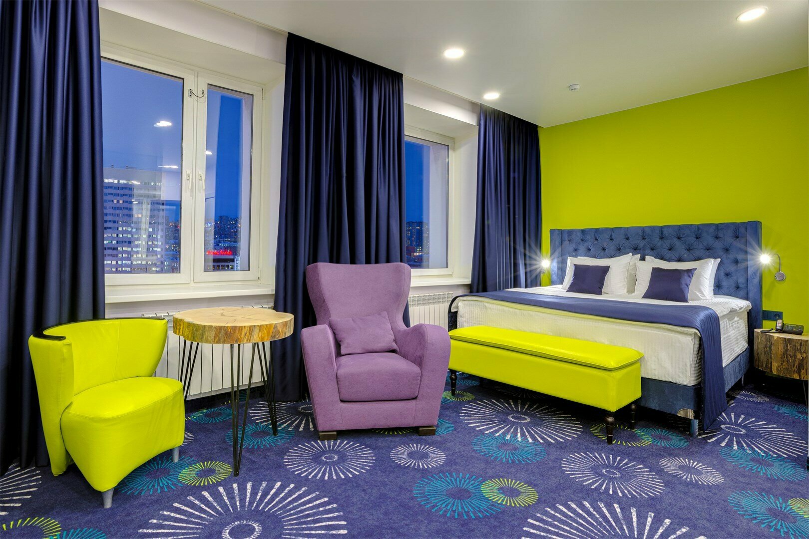 Джуниор Сюит